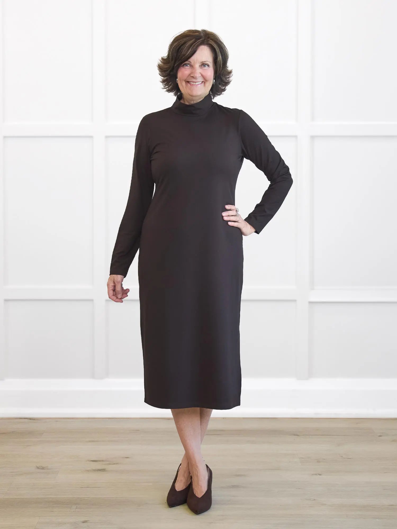 Giada long sleeve mockneck midi dress | Women's Clothing Canada