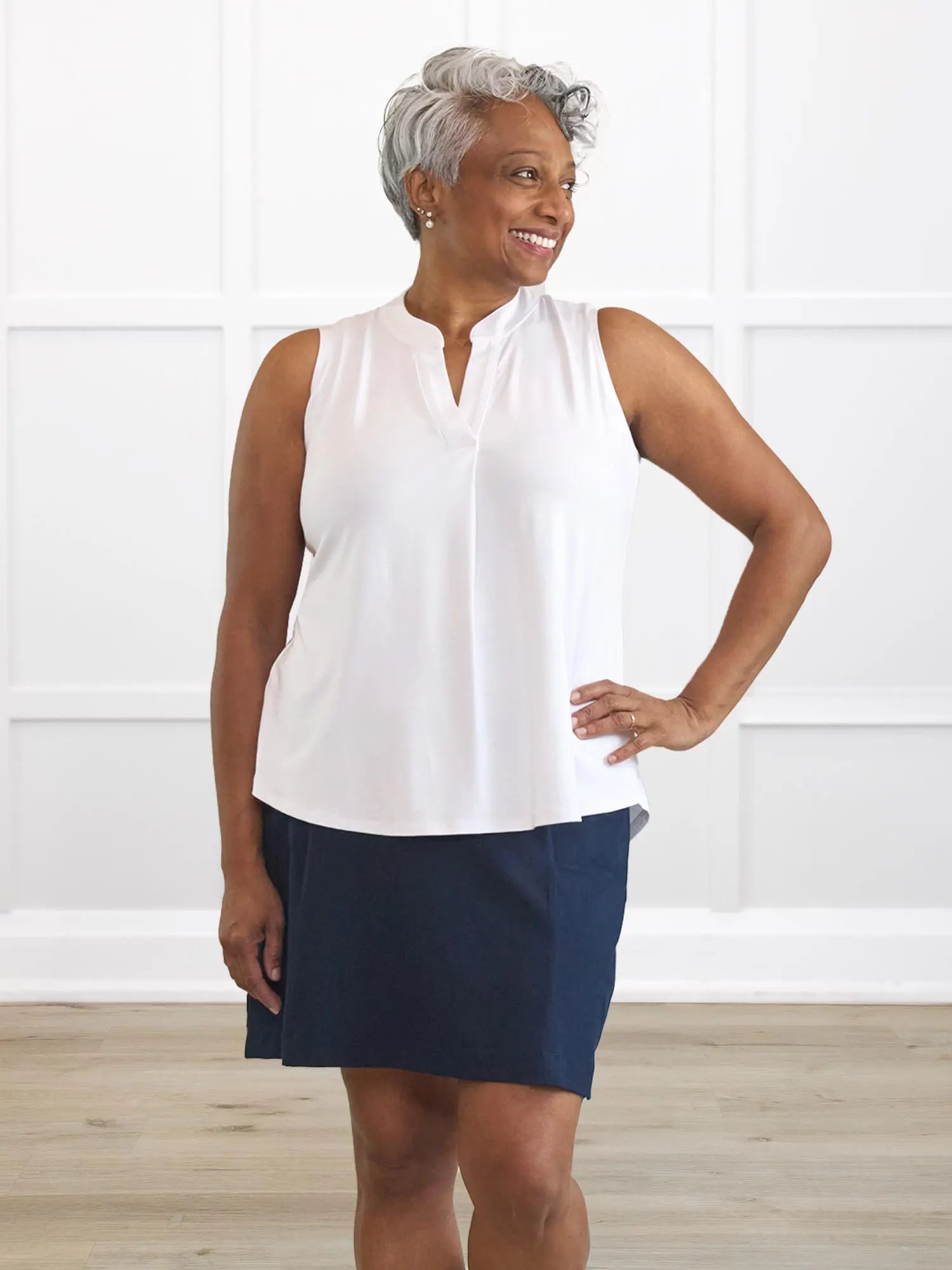 Madrid sleeveless band collar blouse