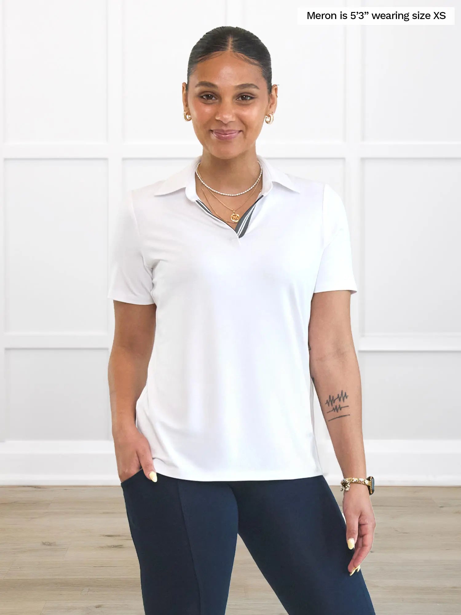 A closeup shot Miik model Meron (5&