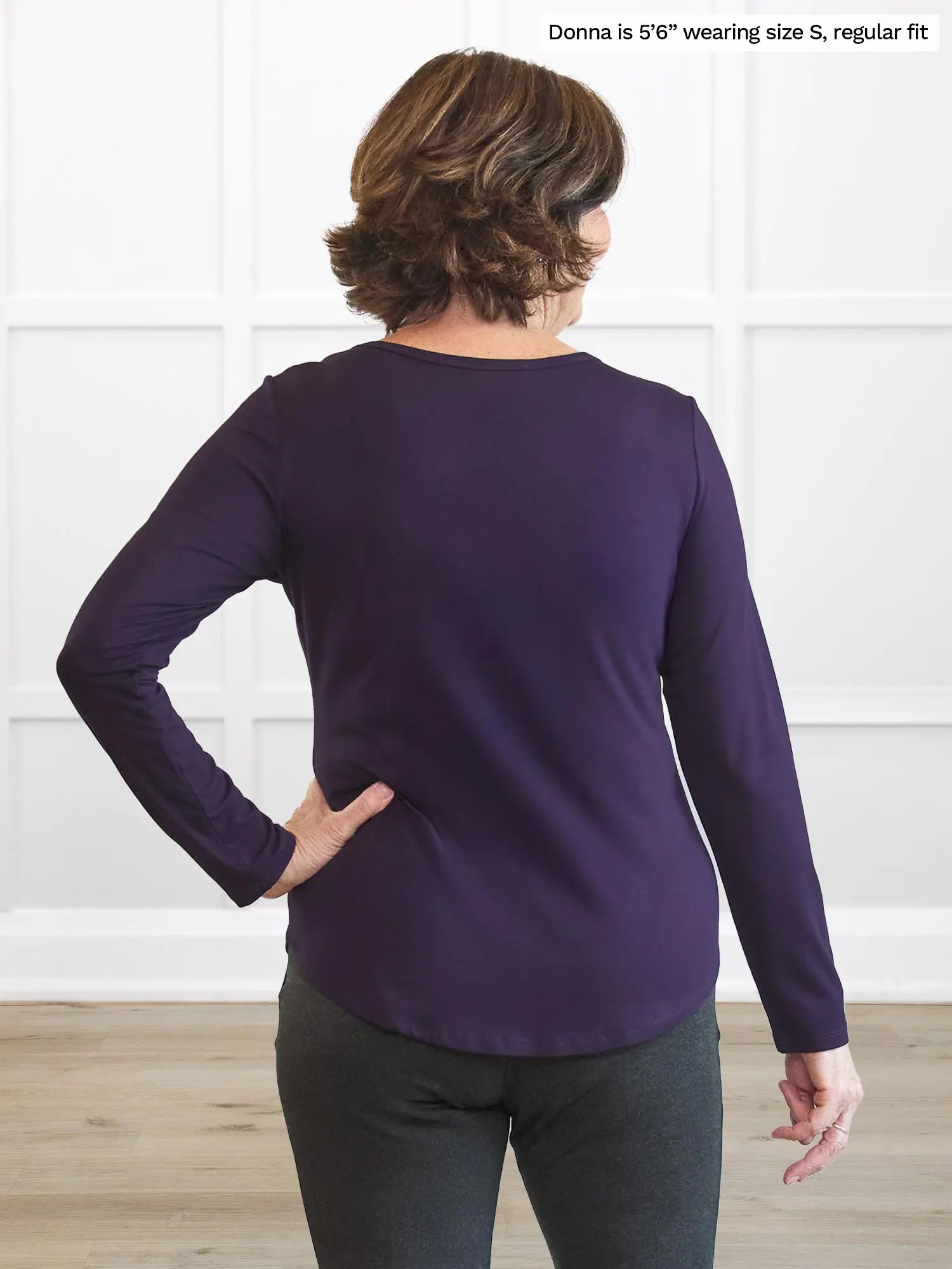 Miik founder Donna (5’6”, small) standing with her back towards the camera showing the back of Miik&