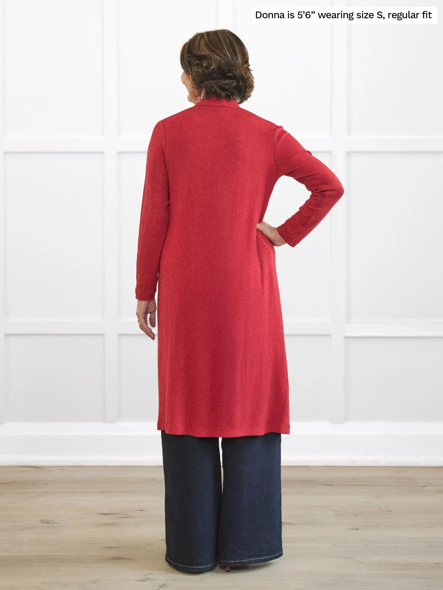 Miik founder Donna (5’6”, small) standing with her back towards the camera showing the back of Miik&