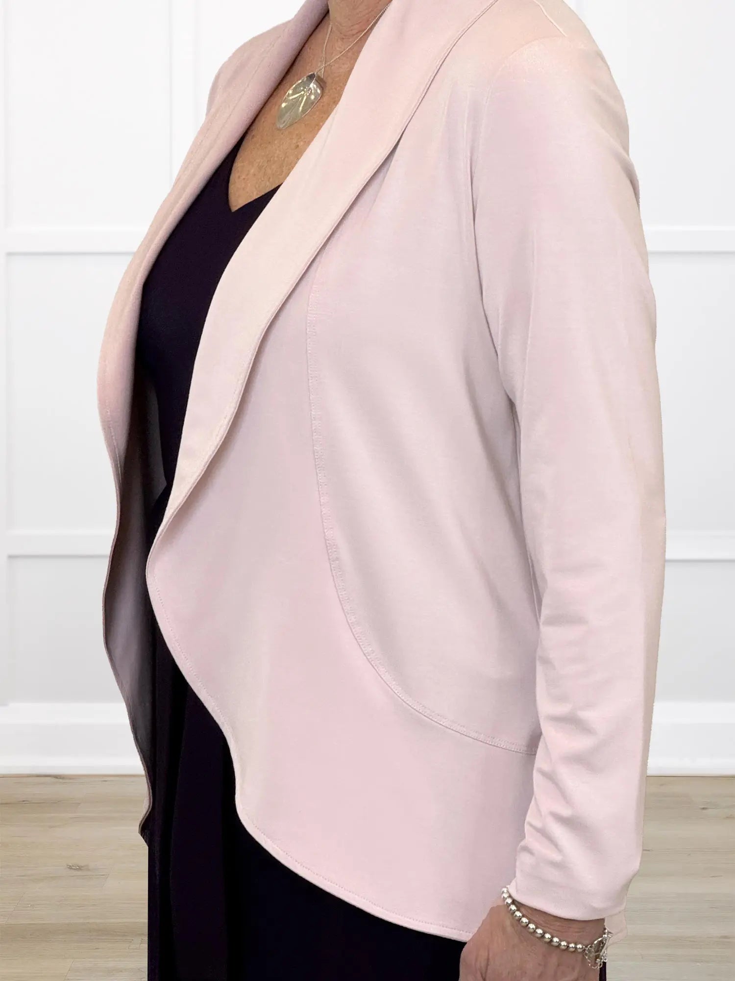Anne soft stretchy blazer for women in Ballet pink
