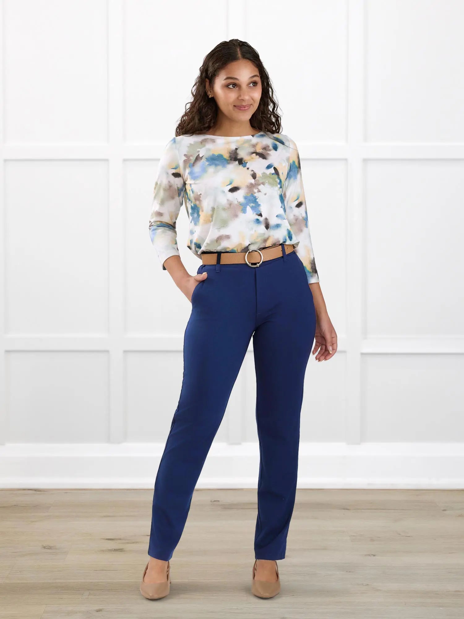 Asia mid rise slim pant for women in Marine blue on model Meron, size XS Regular @Meron-XS-regular