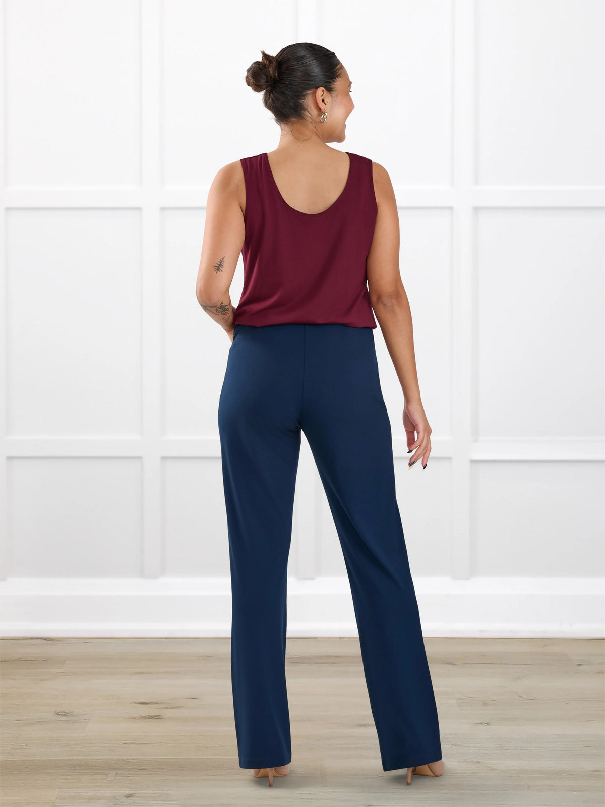 Avalynn mid rise straight leg pant for women in Navy on model Meron, size XS @Meron-XS