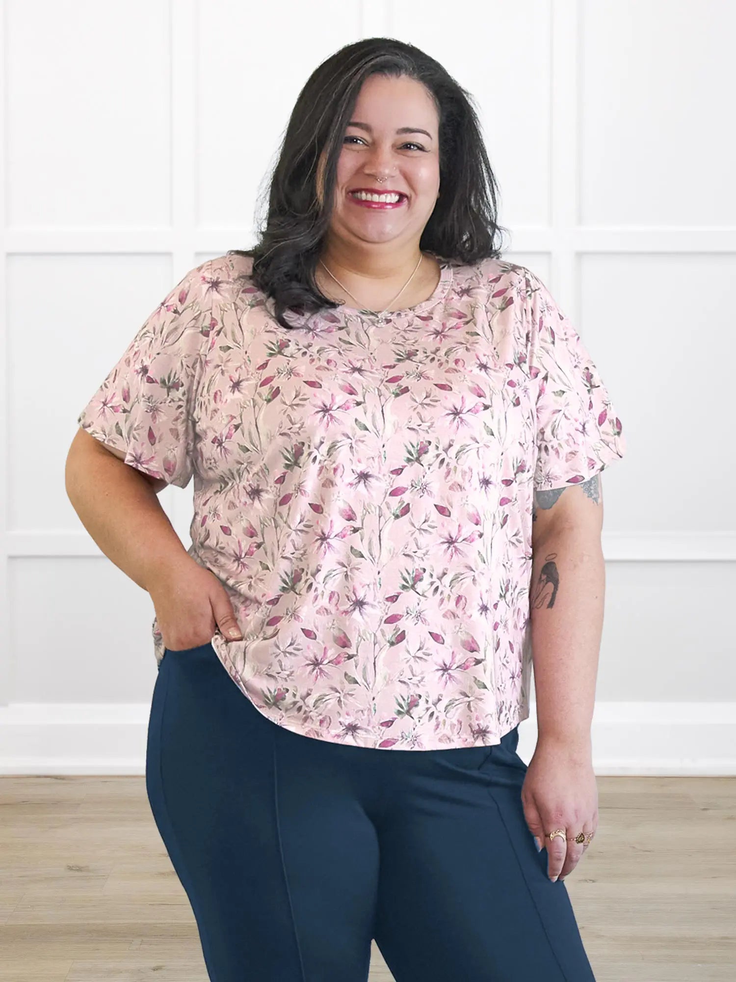 Brielle flutter sleeve top 00 in Wild magnolia on model Sarita, size 2X @Sarita-2x