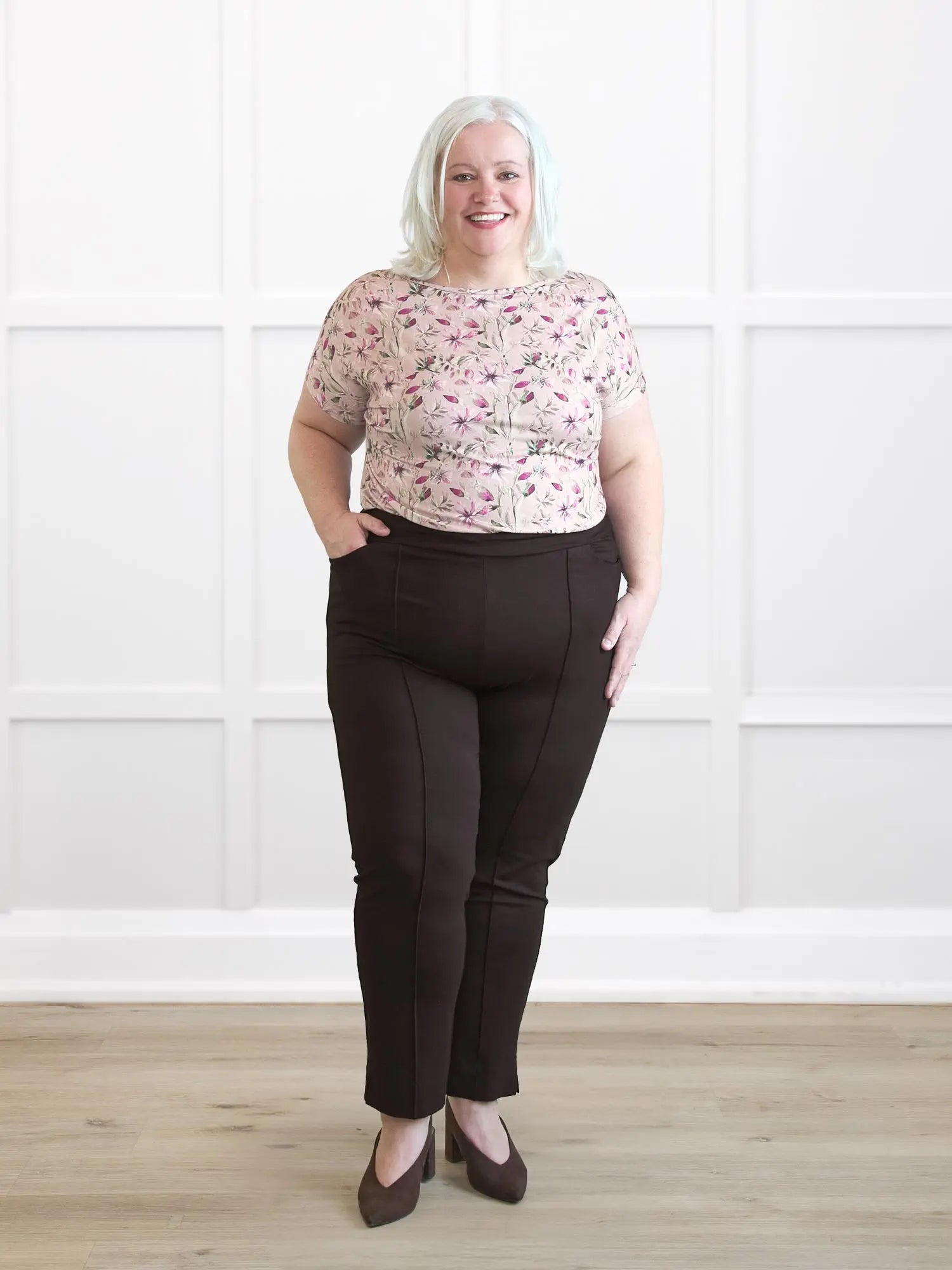 Christal pull on pintuck ankle pant 00 in Dark chocolate on model Colleen, size XXL Petite @Colleen-XXL-petite