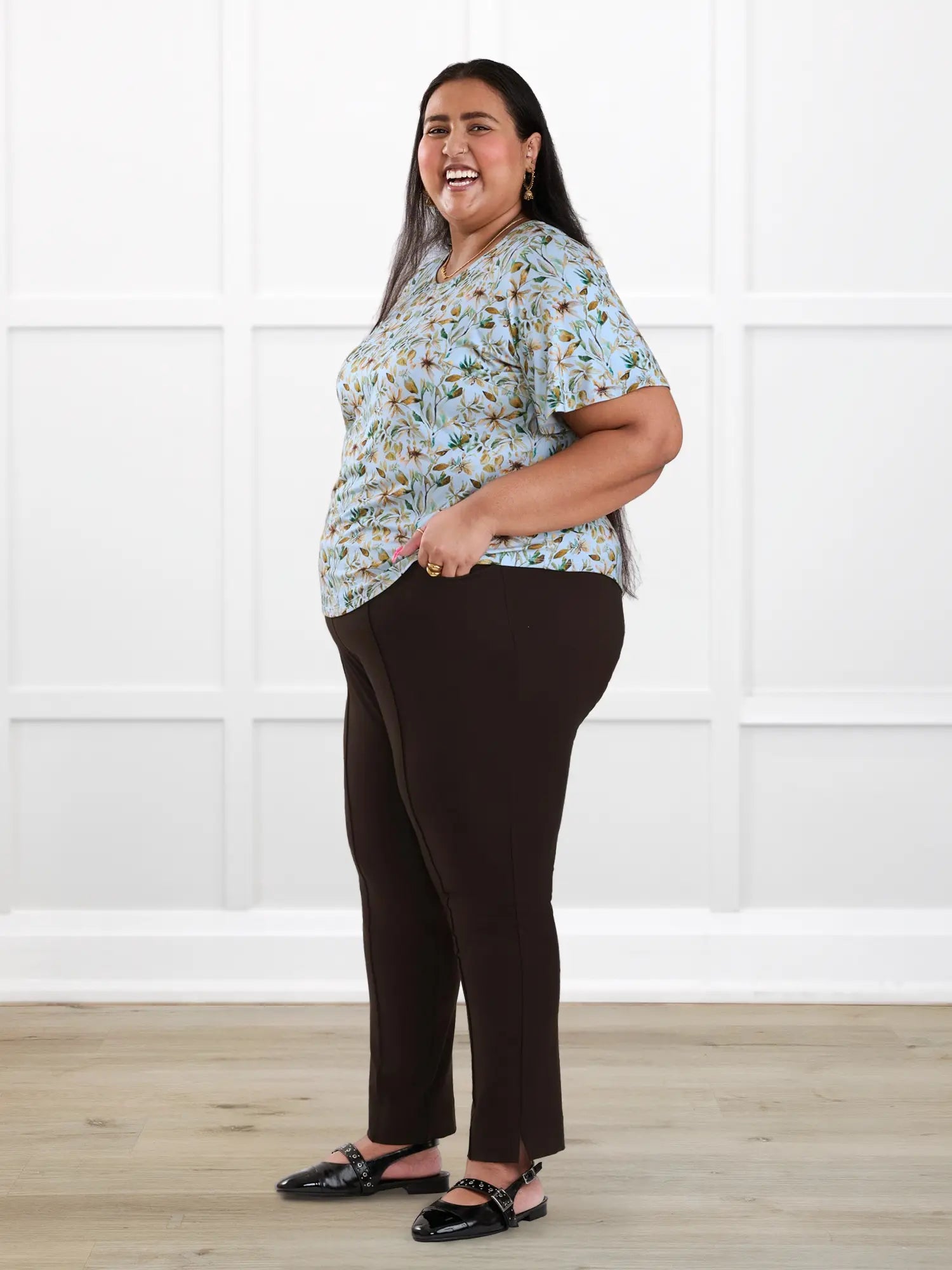 Christal pull on pintuck ankle pant for women in Dark chocolate on model Sureka, size 3X @Sureka-3x