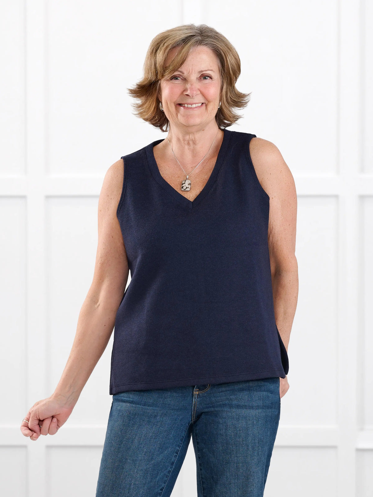 Dory v neck sweater vest for women in Dark navy on model Donna, size S @Donna-S