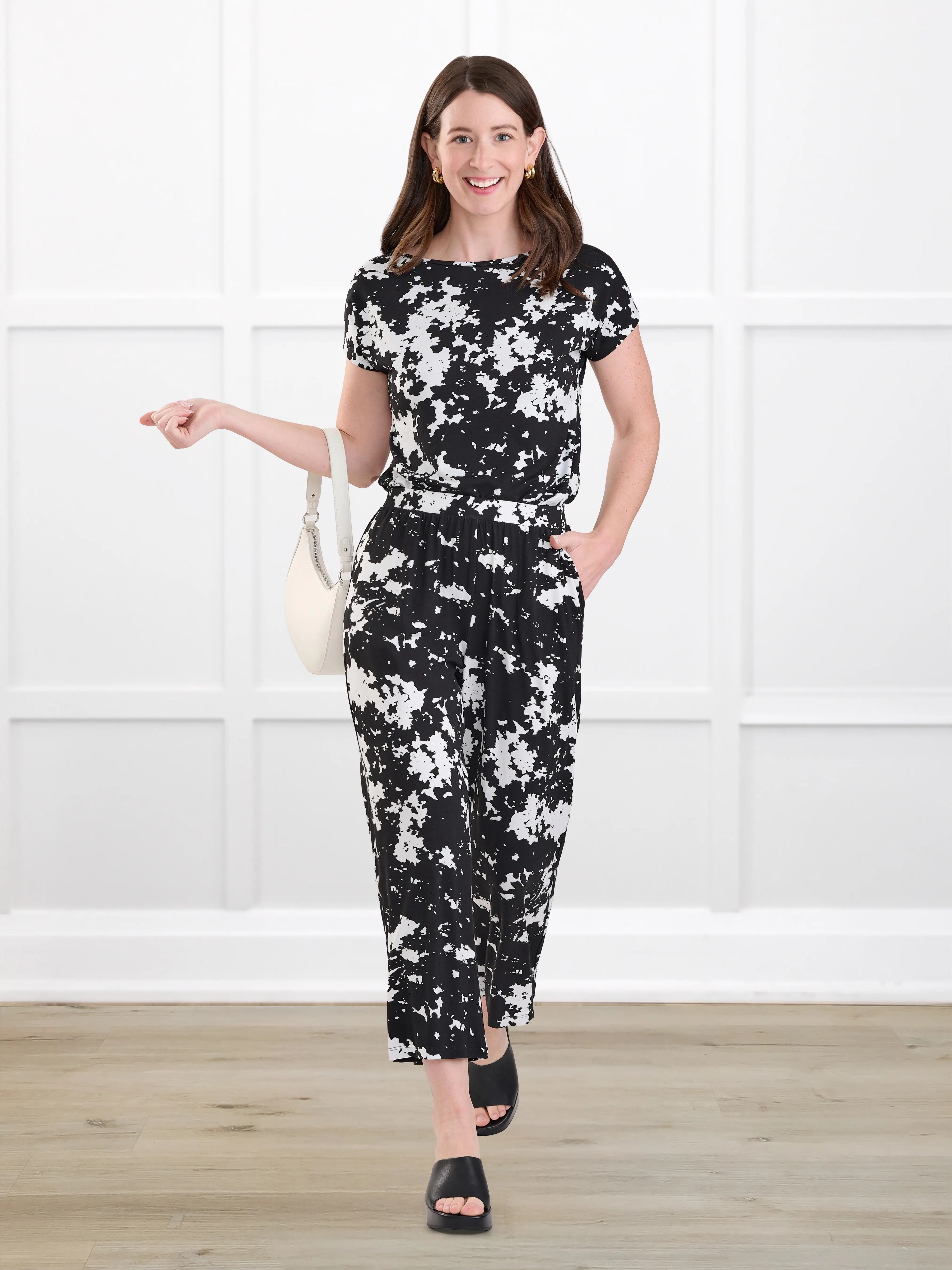 Easton pocket capri for women in Moo’d bloom on model Jo, size XS @Jo-XS