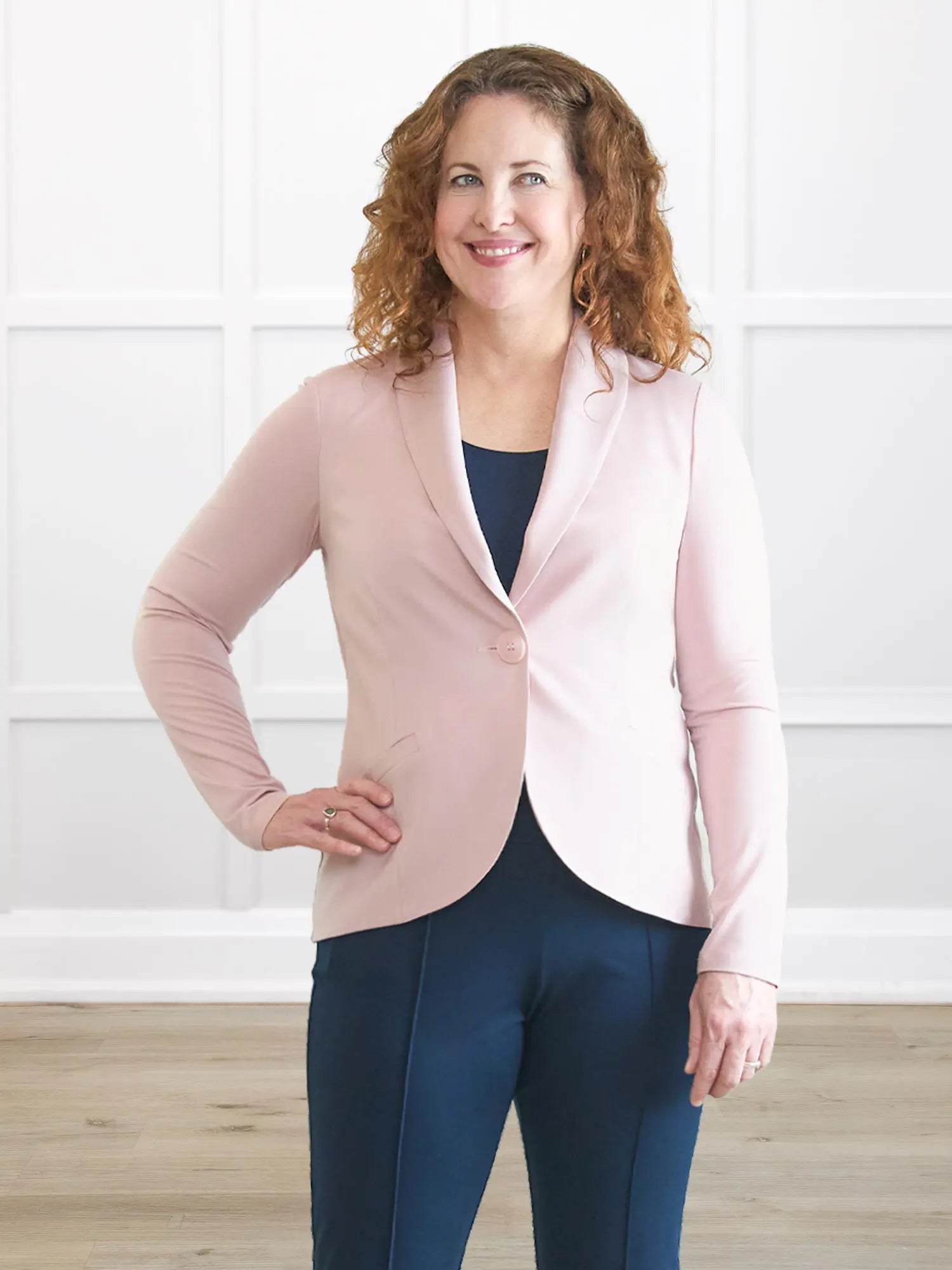 Emily soft stretchy blazer 00 in Ballet pink on model Melanie, size M Regular @Melanie-M-regular