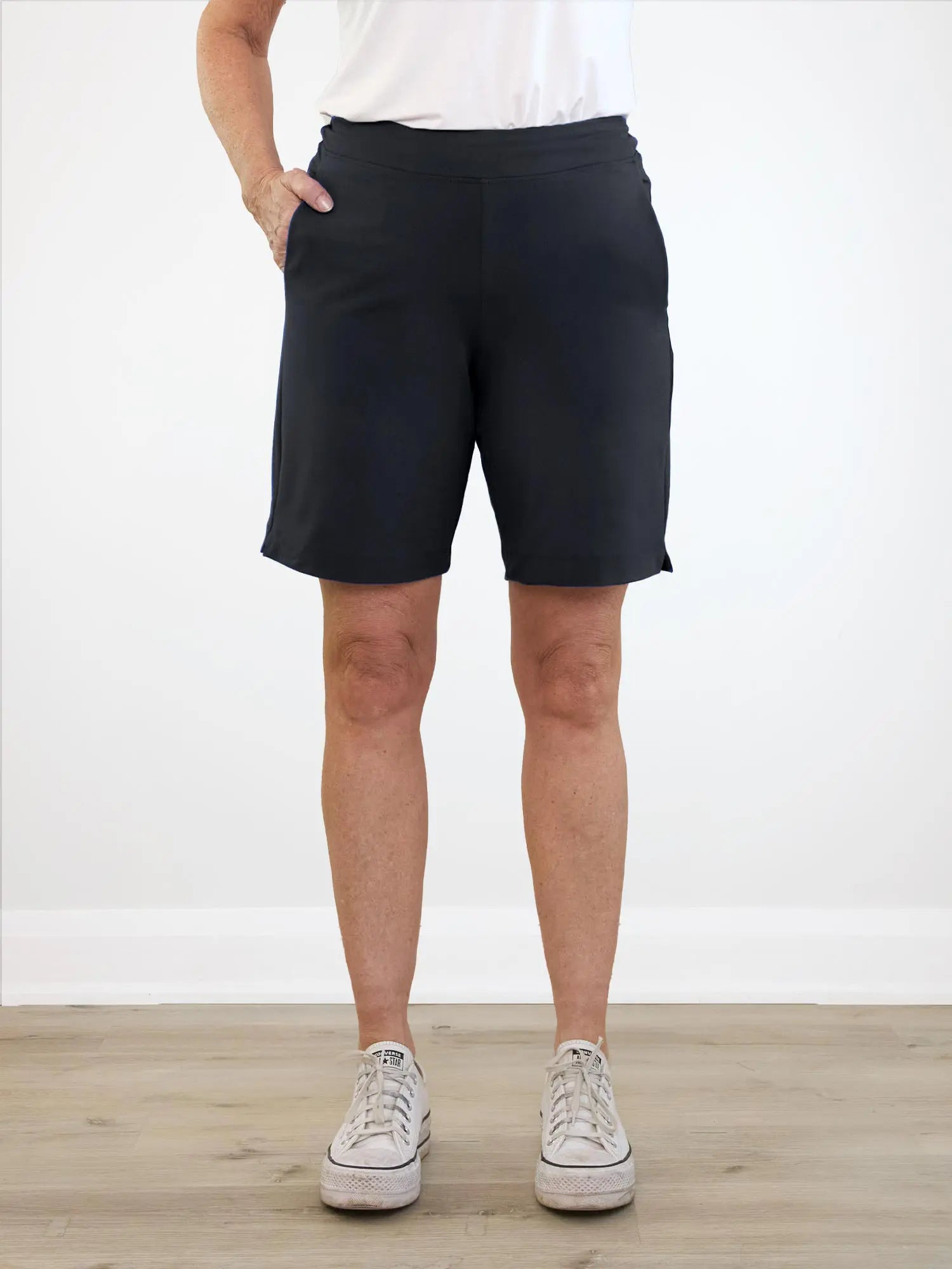 Irelynn bermuda pocket short for women in Black