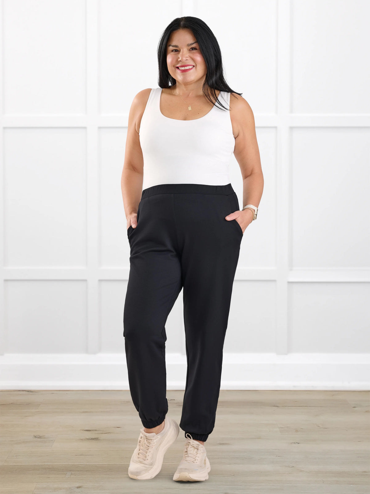 Jaylinn mid rise fleece jogger for women in Black on model Jenn, size M @Jenn-M