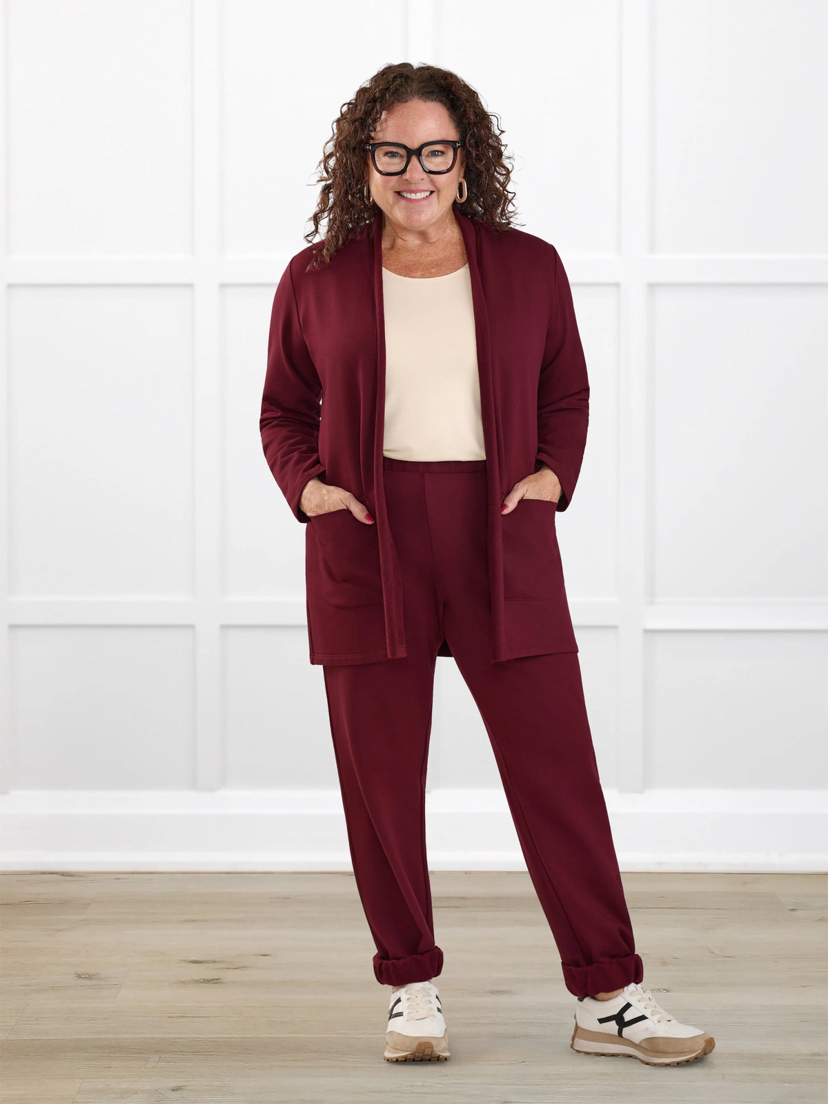 Jaylinn mid rise fleece jogger for women in Merlot on model Kerri, size M @Kerri-M