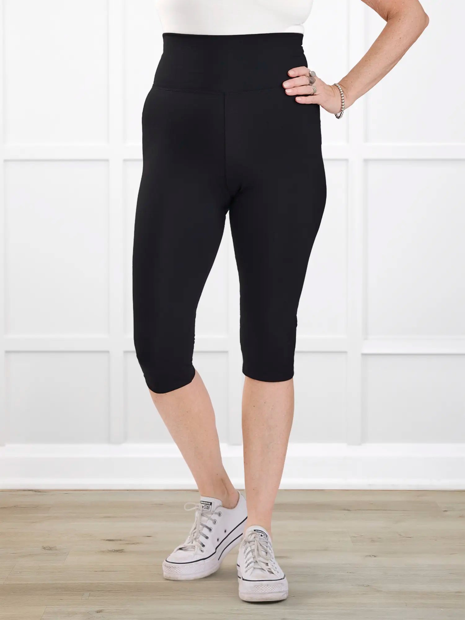 Kaede high waisted knee length legging for women in Black
