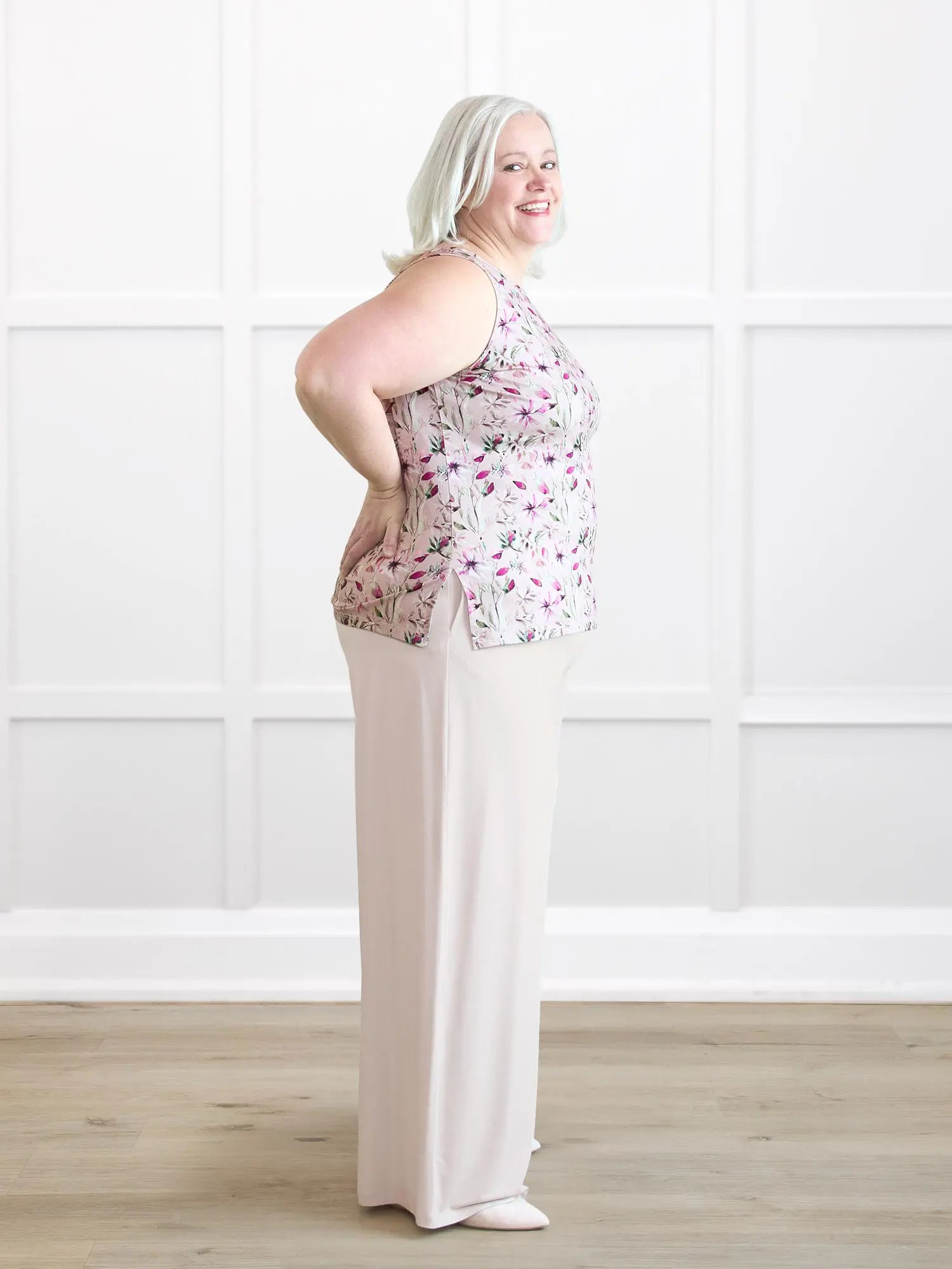 Kaleo high waisted wide leg pant for women in Sandstone on model Colleen, size XXL Petite @Colleen-XXL-petite