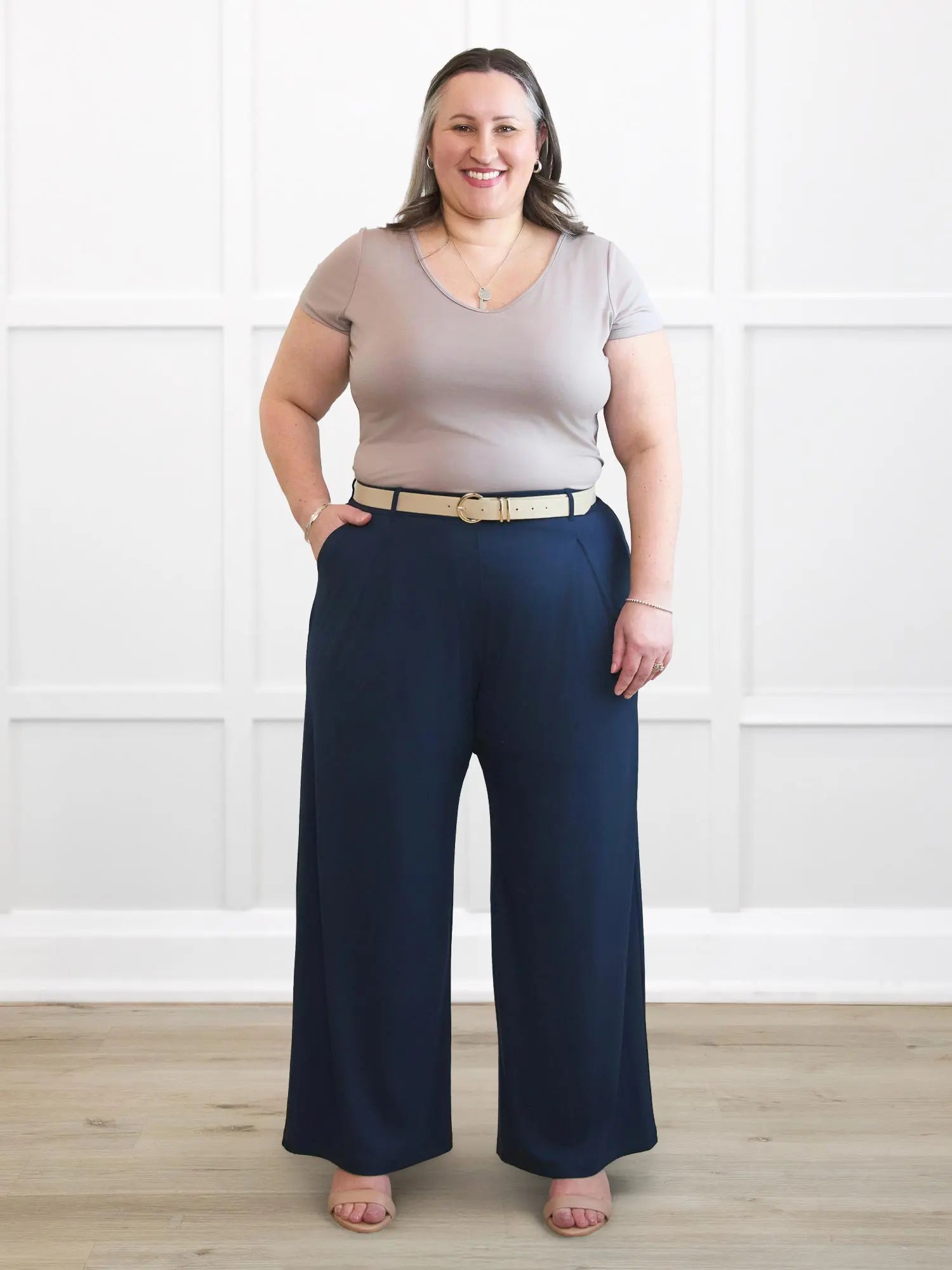 Kiya high waisted wide leg pleated pant for women 00 in Navy on model Cristina, size XXL Regular @Cristina-XXL-petite