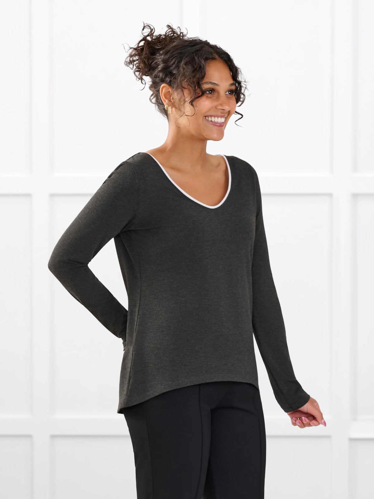 Liv v neck long sleeve top for women in Charcoal white on model Meron, size XS Regular @Meron-XS-regular