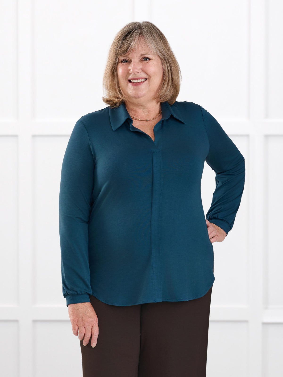 Lucia collared shirt for women in Atlantic on model Laurie, size XXL Petite @Laurie-XXL-petite