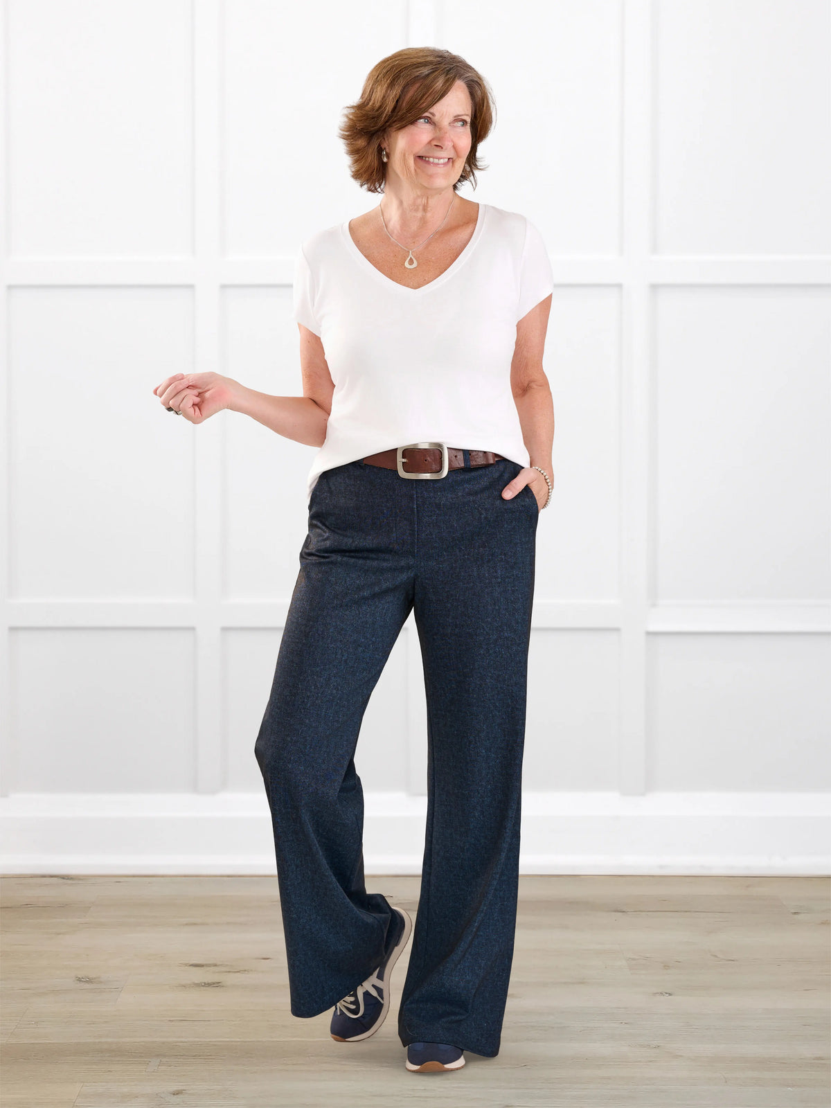 Lynn wide leg faux denim stretch jean for women in Indigo blue on model Donna, size S Regular @Donna-S-regular