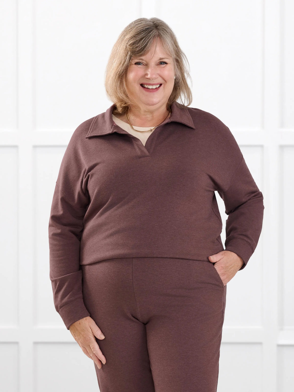 Odell fleece polo sweatshirt for women in Brown melange on model Laurie, size XXL Regular @Laurie-XXL-regular