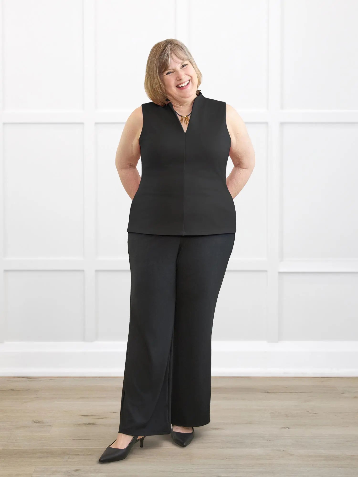 Reed high waisted pant with pockets for women in Black on model Laurie, size XL Petite @Laurie-XL-petite