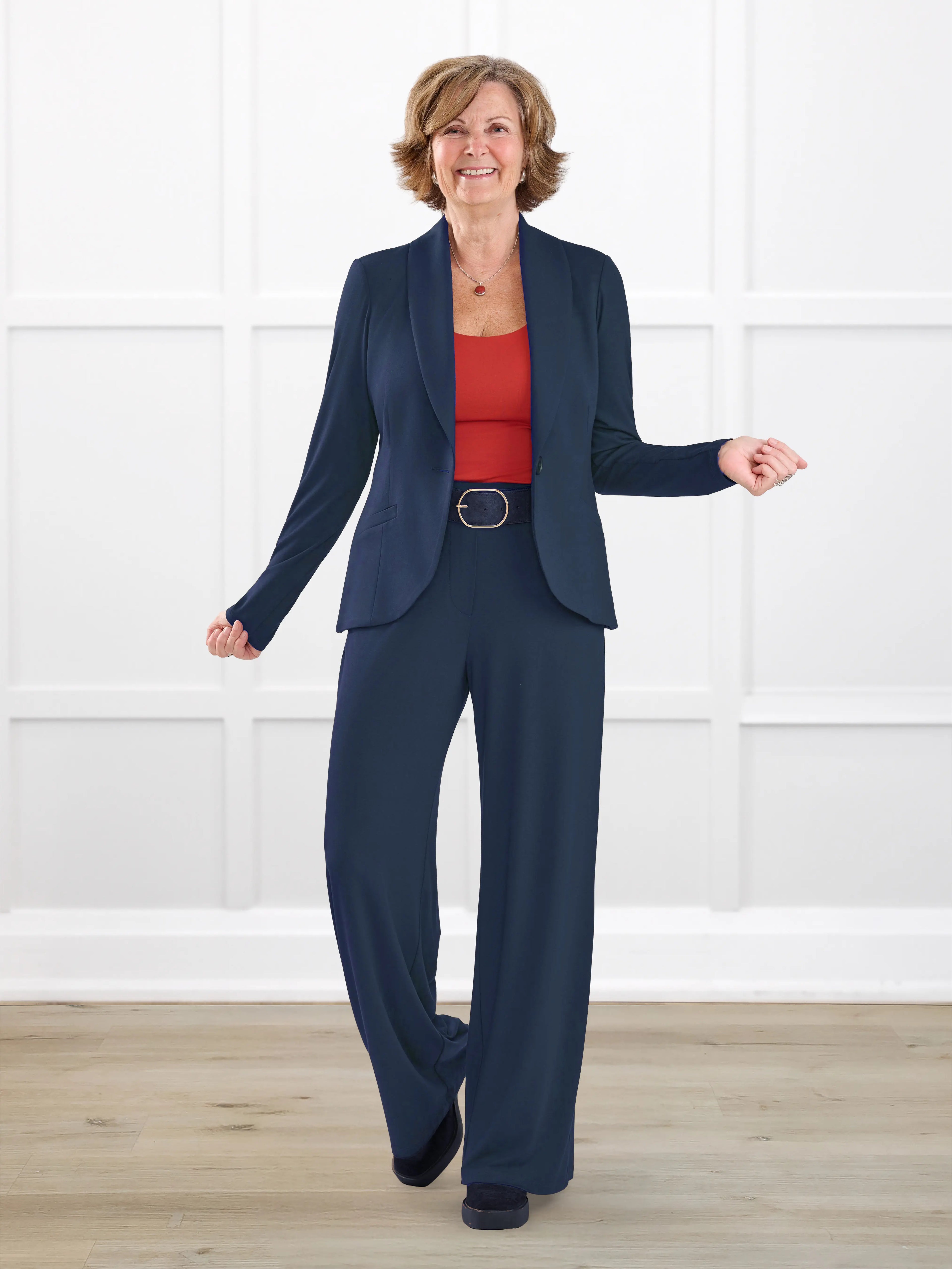 Samara wide leg pocket pant for women in Navy on model Donna, size S Regular @Donna-S-regular