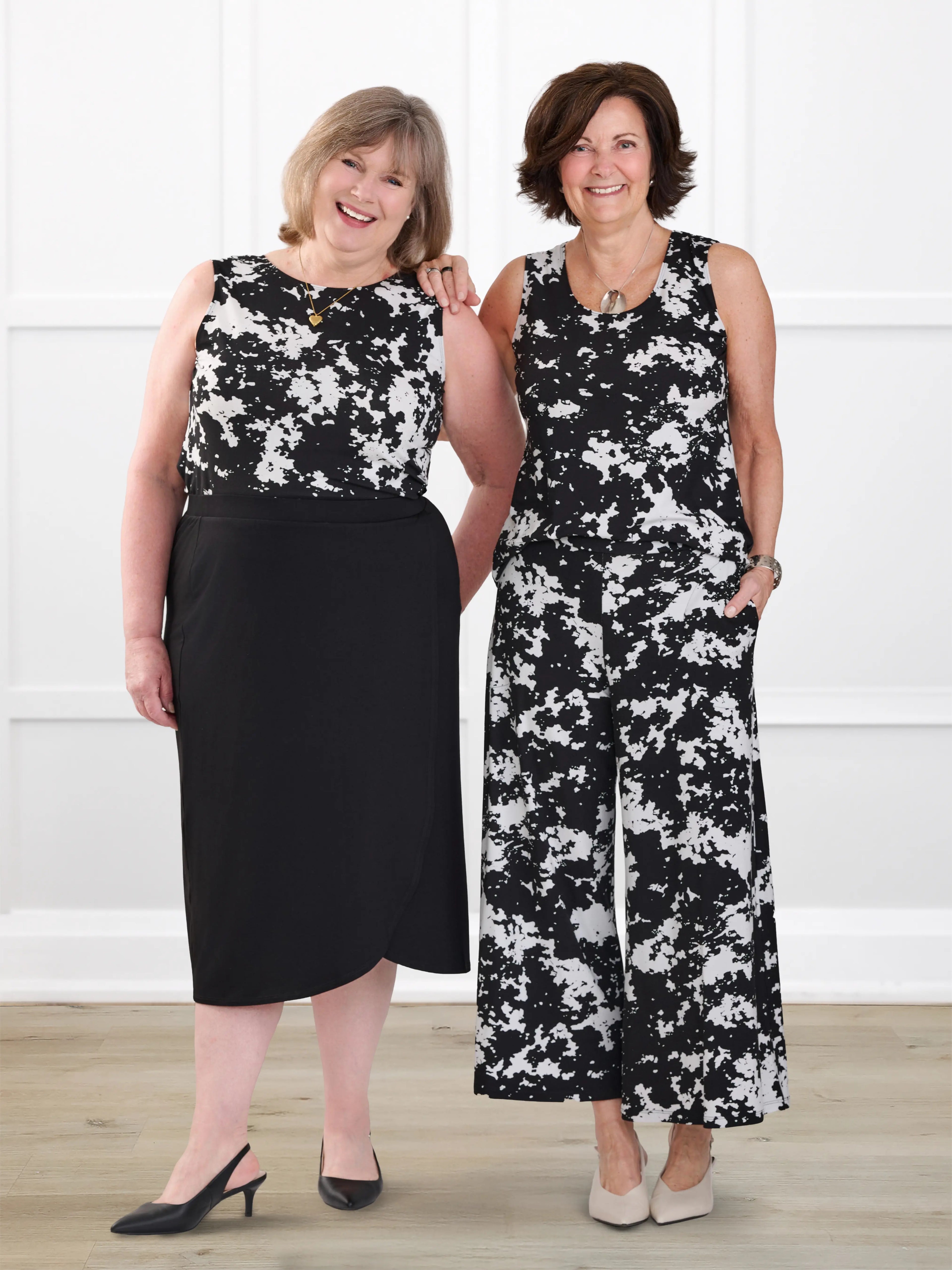 Shandra reversible neckline tank top in Moo’d bloom