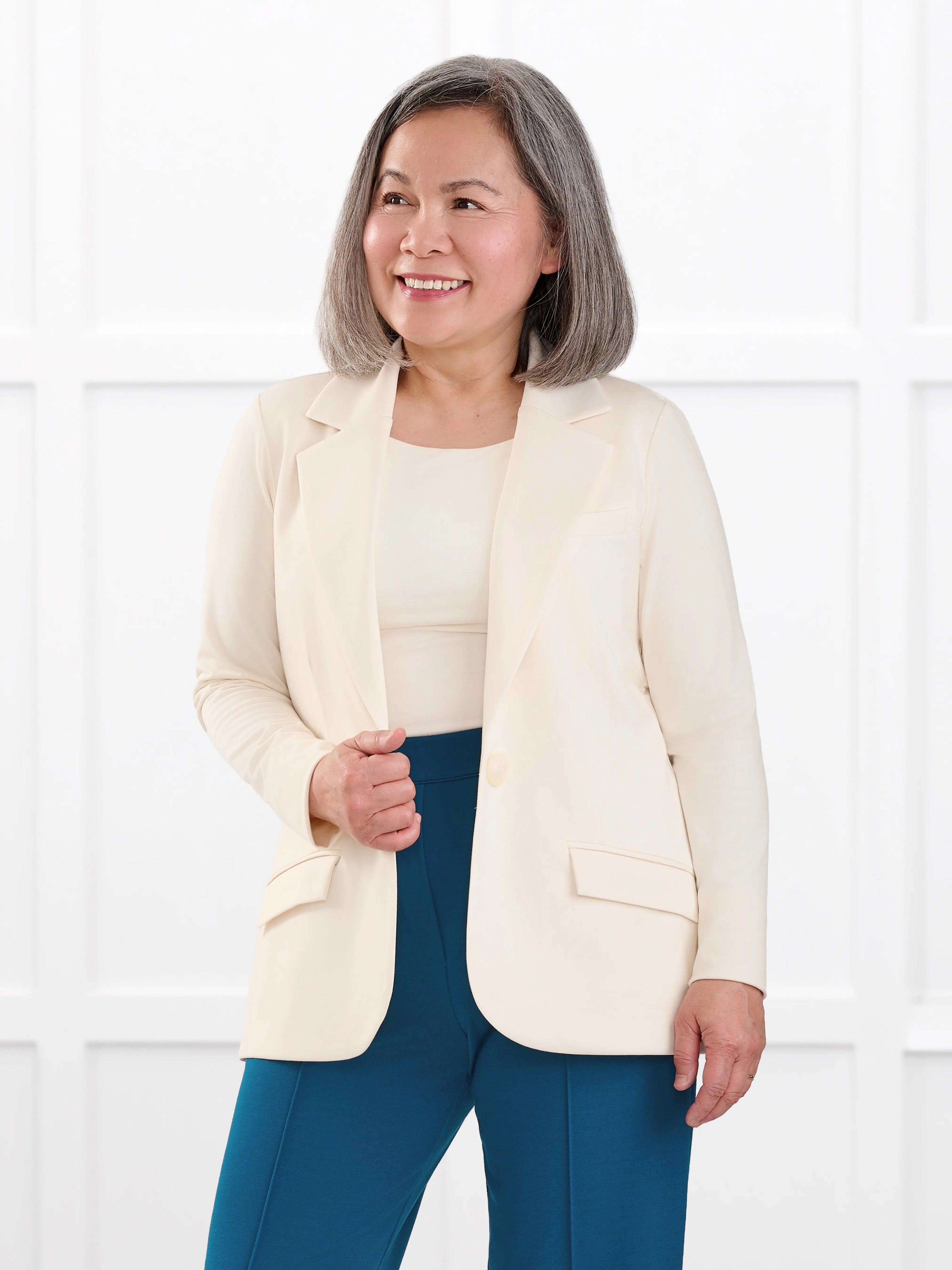 Sienna stretchy girlfriend blazer for women in Parchment on model Terry, size S @Terry-S
