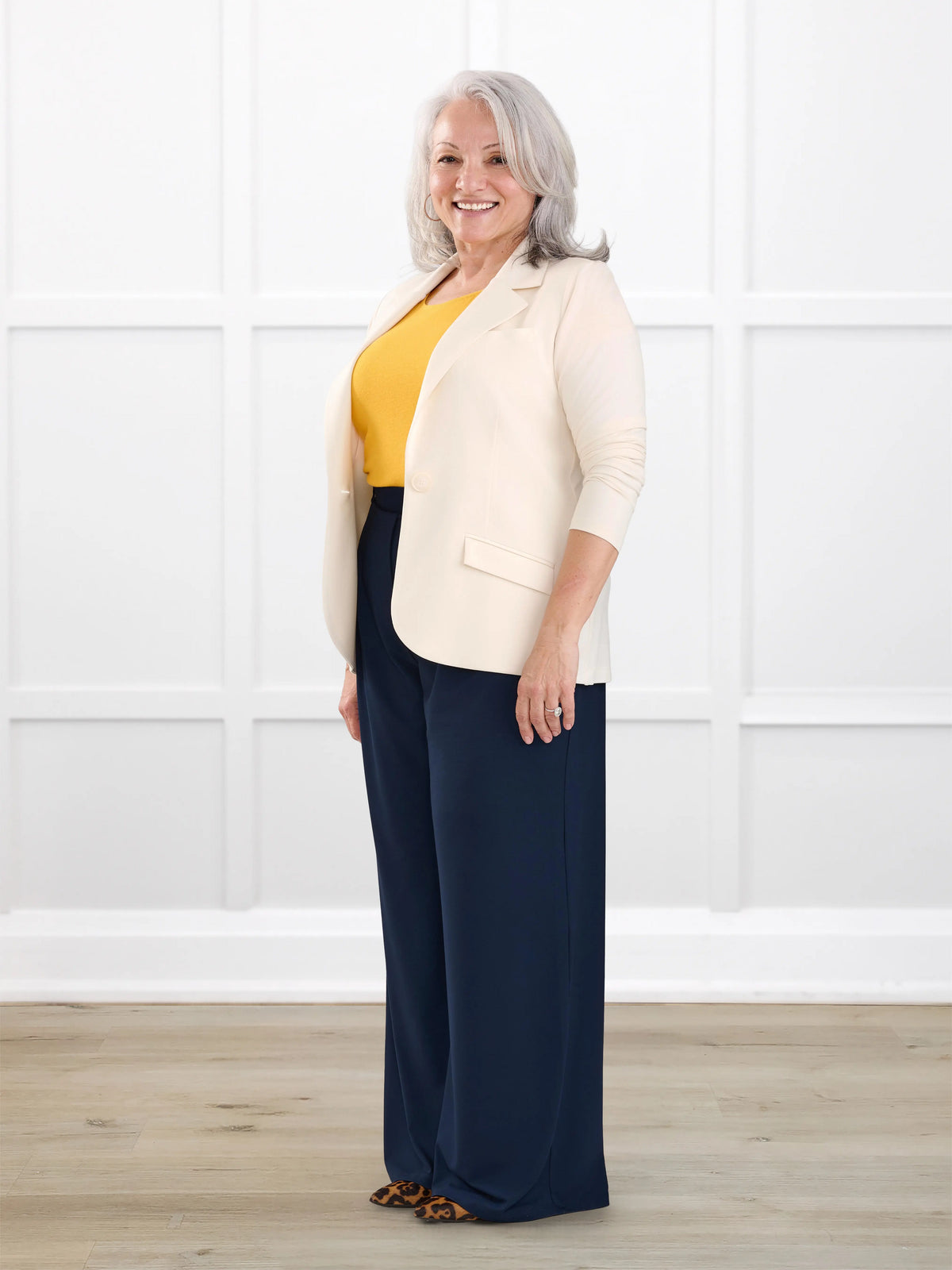 Sienna stretchy girlfriend blazer for women in Parchment on model Rula, size L @Rula-L
