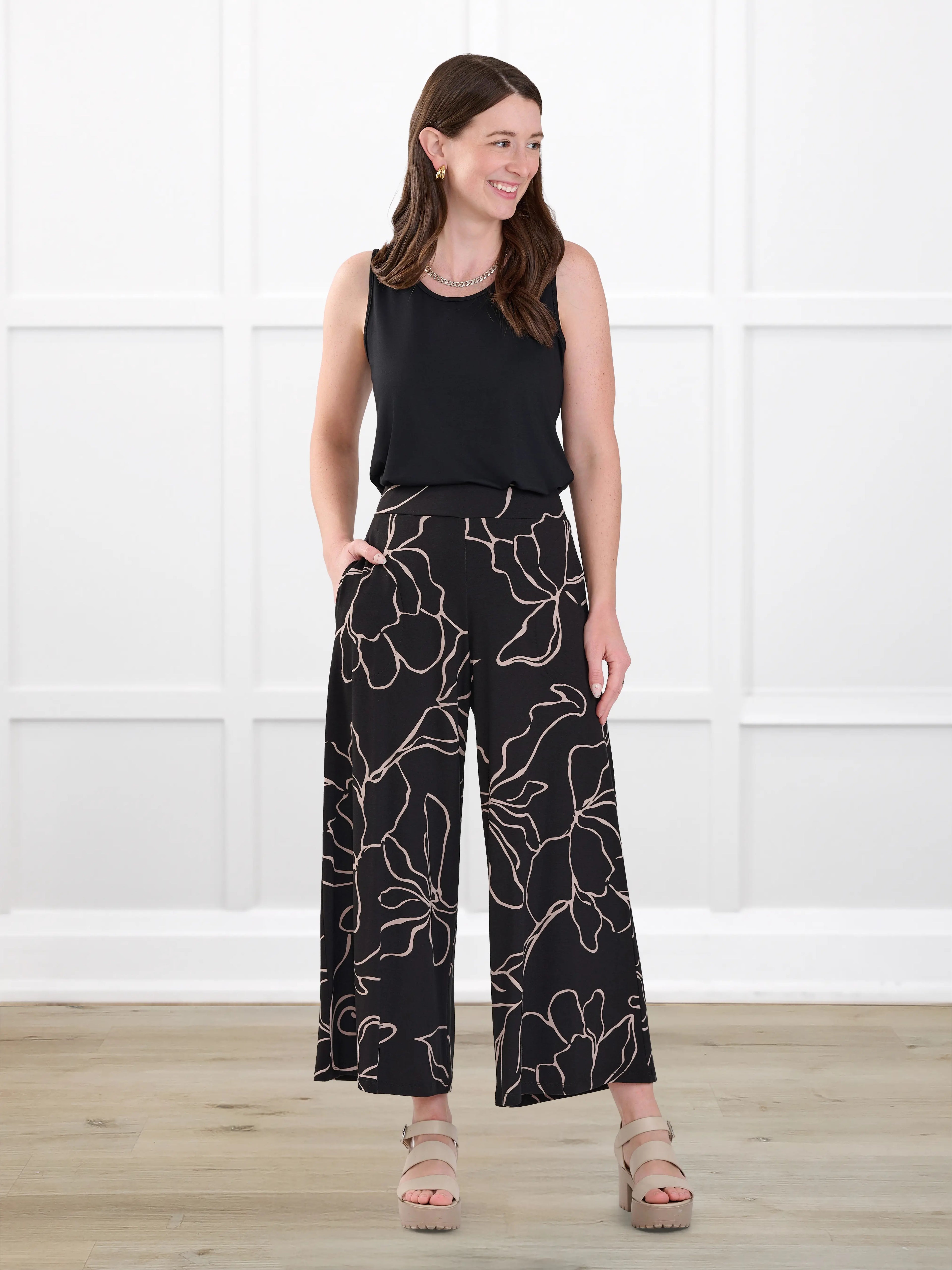 Valencia capri palazzo pocket pant for women in Contour floral on model Jo, size XS Regular @Jo-XS-regular