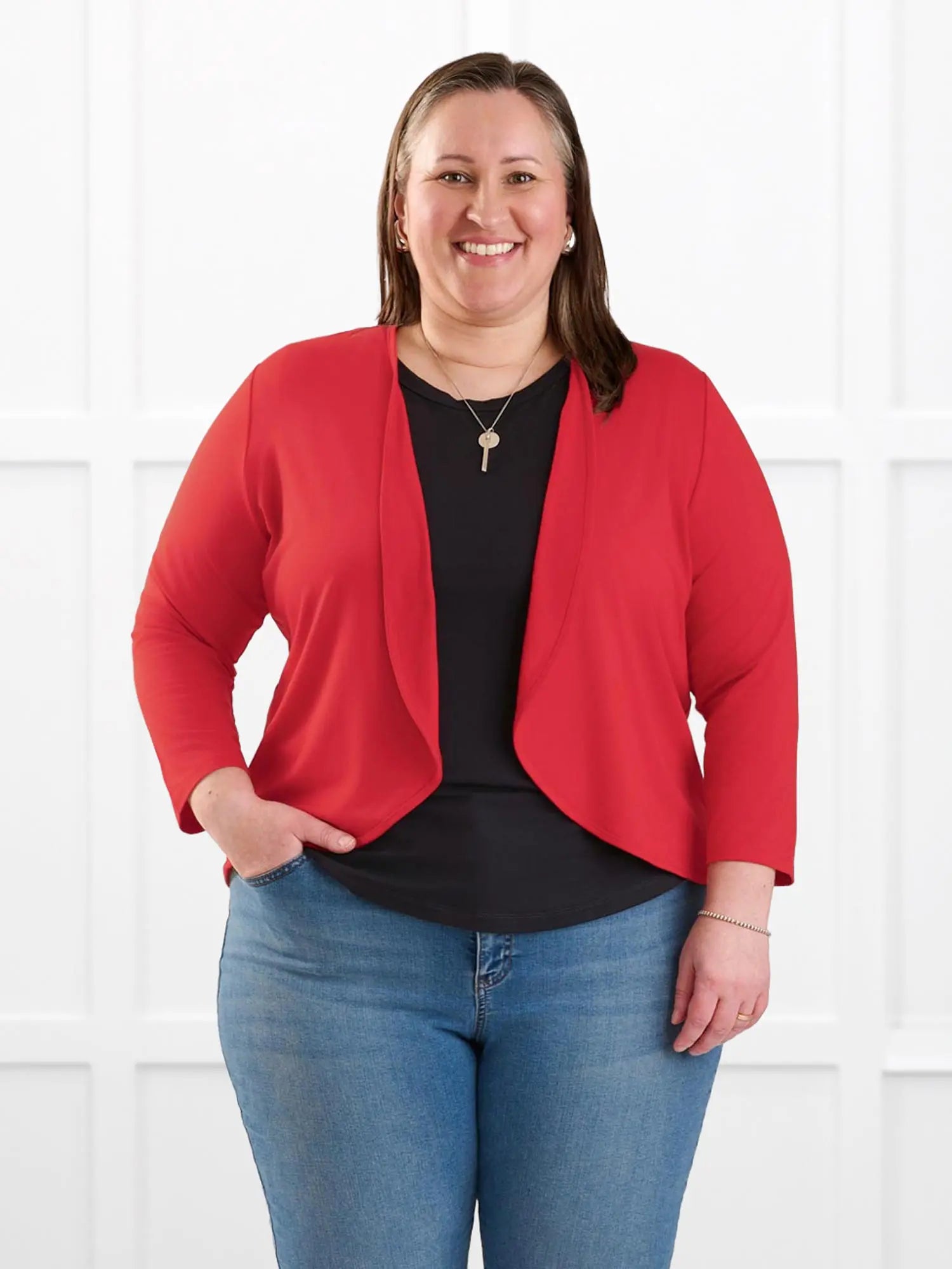 Wesley cropped waterfall cardigan for women in Chili on model Cristina, size XXL @Cristina-XXL