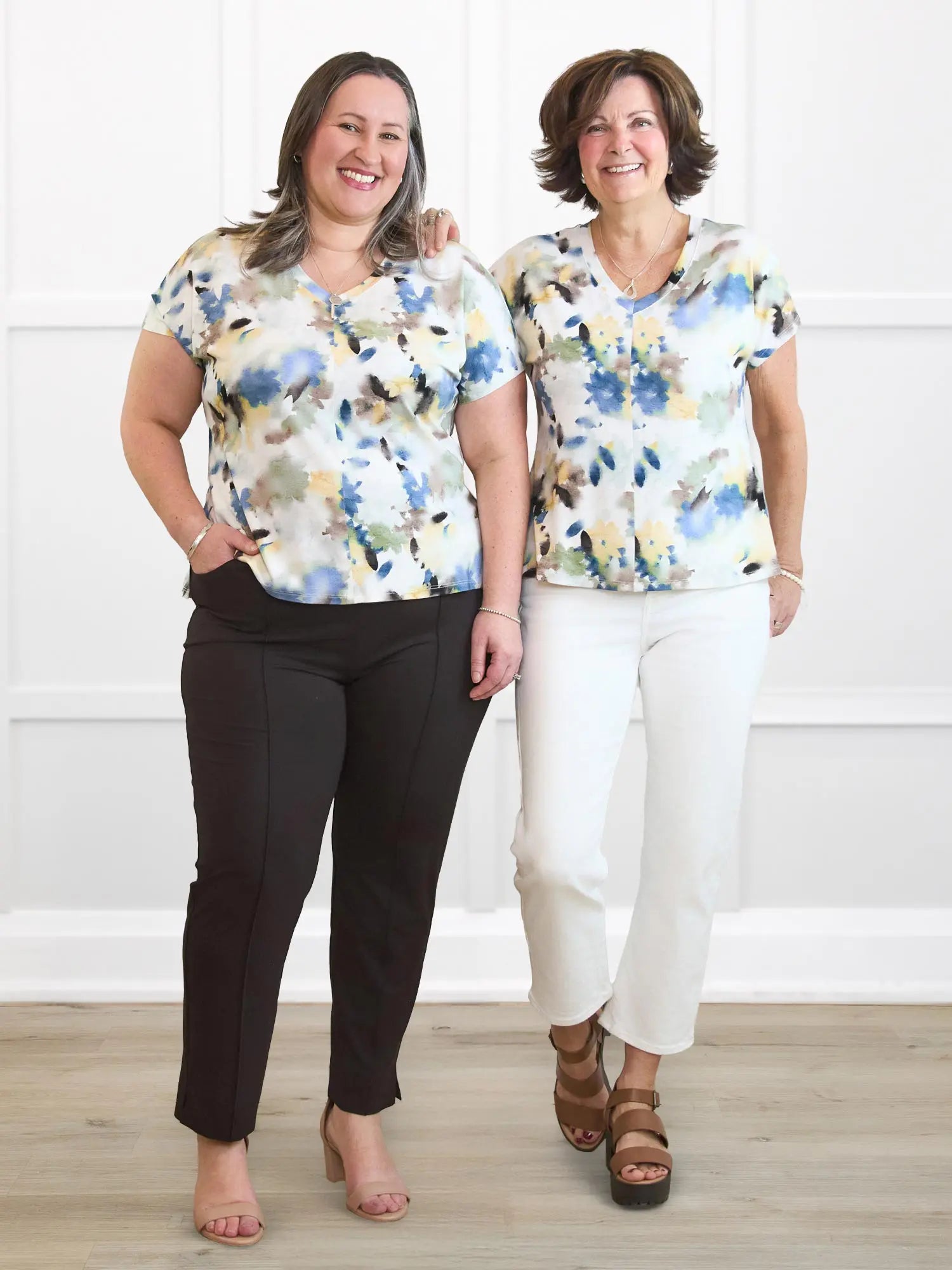 Zyla v neck dolman top for women 00 in Morning dew