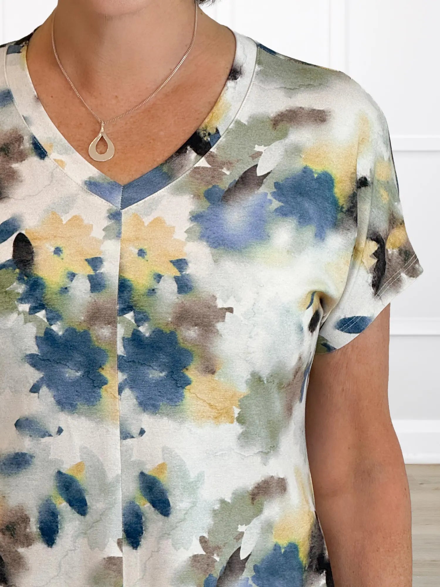 Zyla v neck dolman top for women in Morning dew