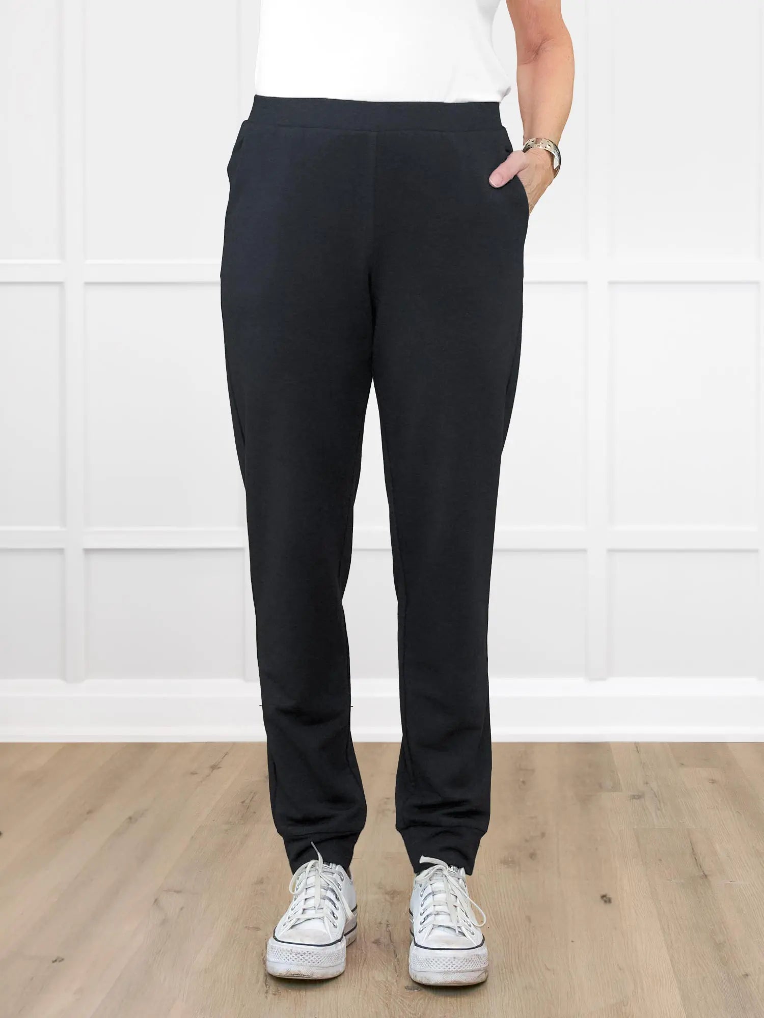 Fleece sweatpants with pockets sales