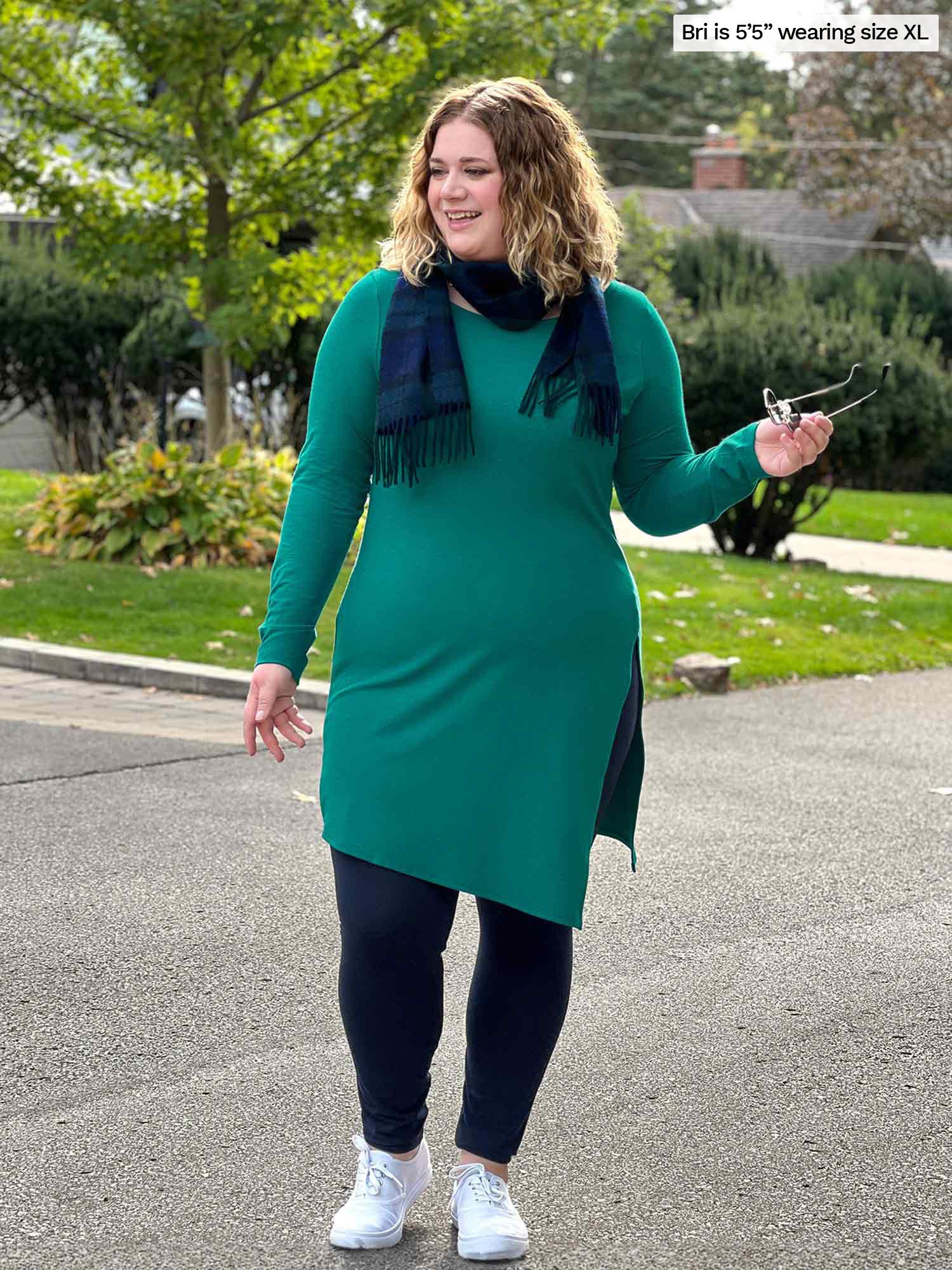 https://www.miik.ca/cdn/shop/files/Elsie-asymmetrical-long-sleeve-tunic-jade-melange-for-women-2_1500x.jpg?v=1702913400