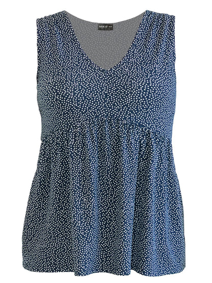 An off figure image of Miik&