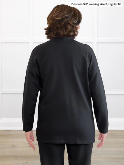 Miik founder Donna (5’6”, small) standing with her back towards the camera showing the back of Miik&