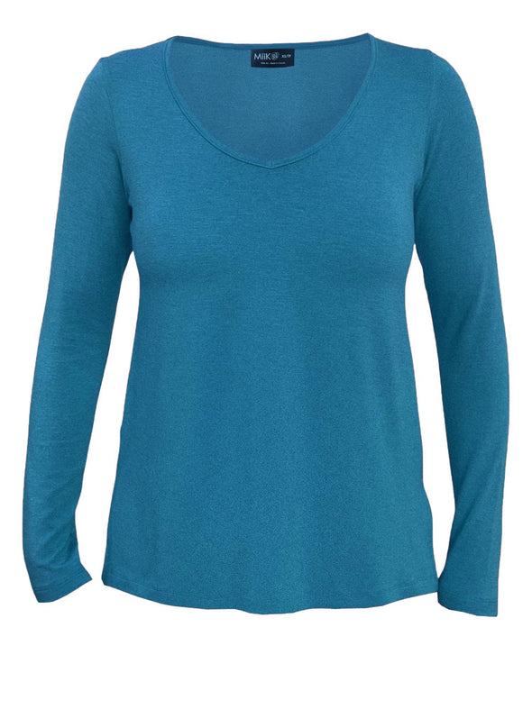 An off figure of Miik's Priya modern long sleeve V-neck top in teal melange.