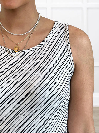 A closeup detail shot of Miik&