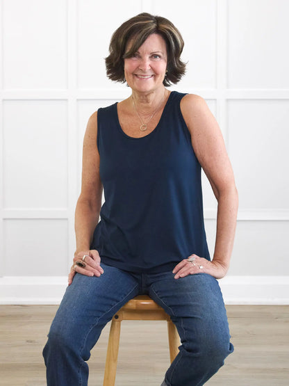 [50 % DE RÉDUCTION] Débardeur Shyanne à encolure réversible et fente latérale [LÉGÈREMENT DÉFAUTÉ] VENTE FINALE