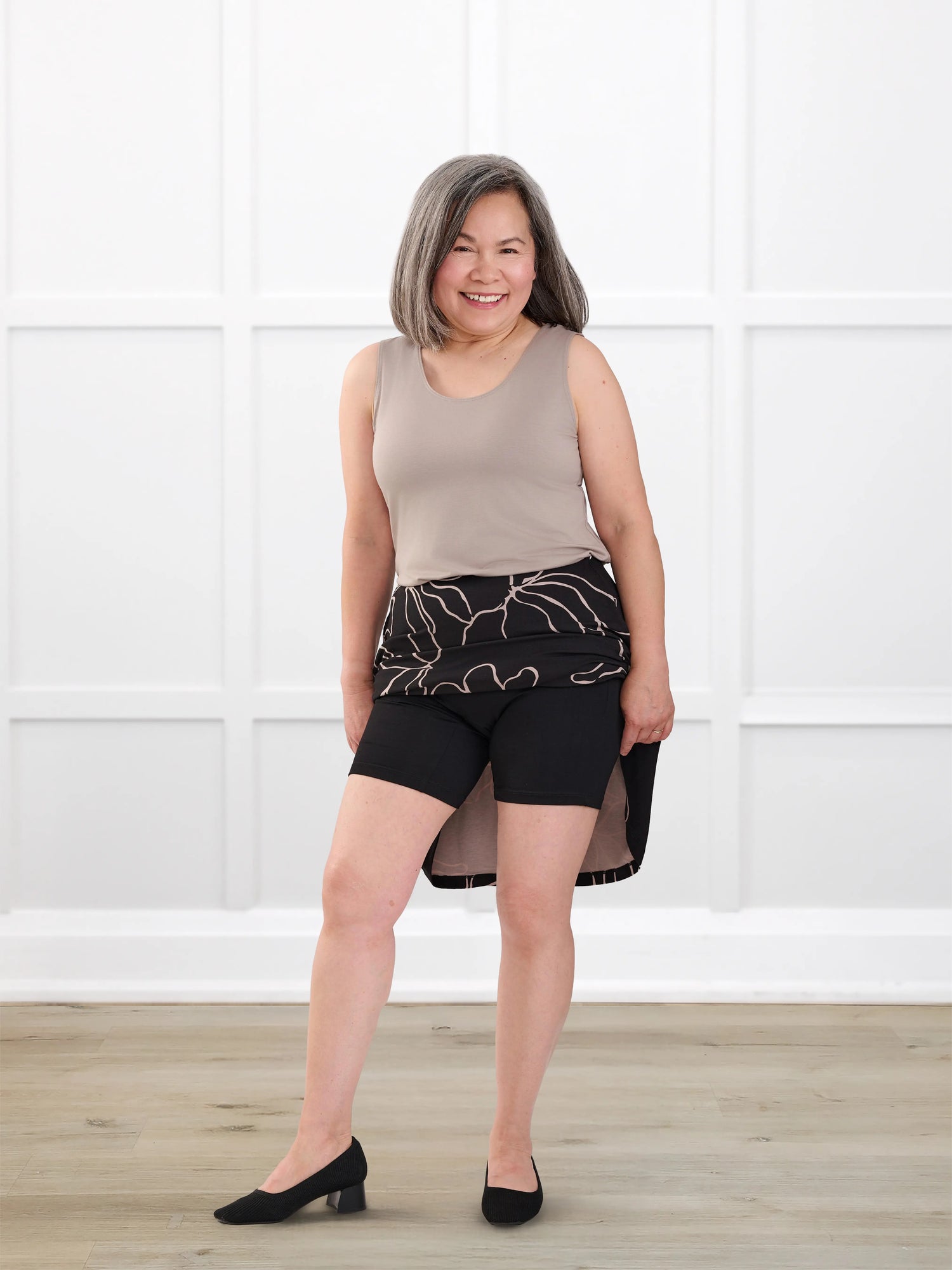 Adina flowy knee length pocket skort for women in Contour floral on model Terry, size S @Terry-S 