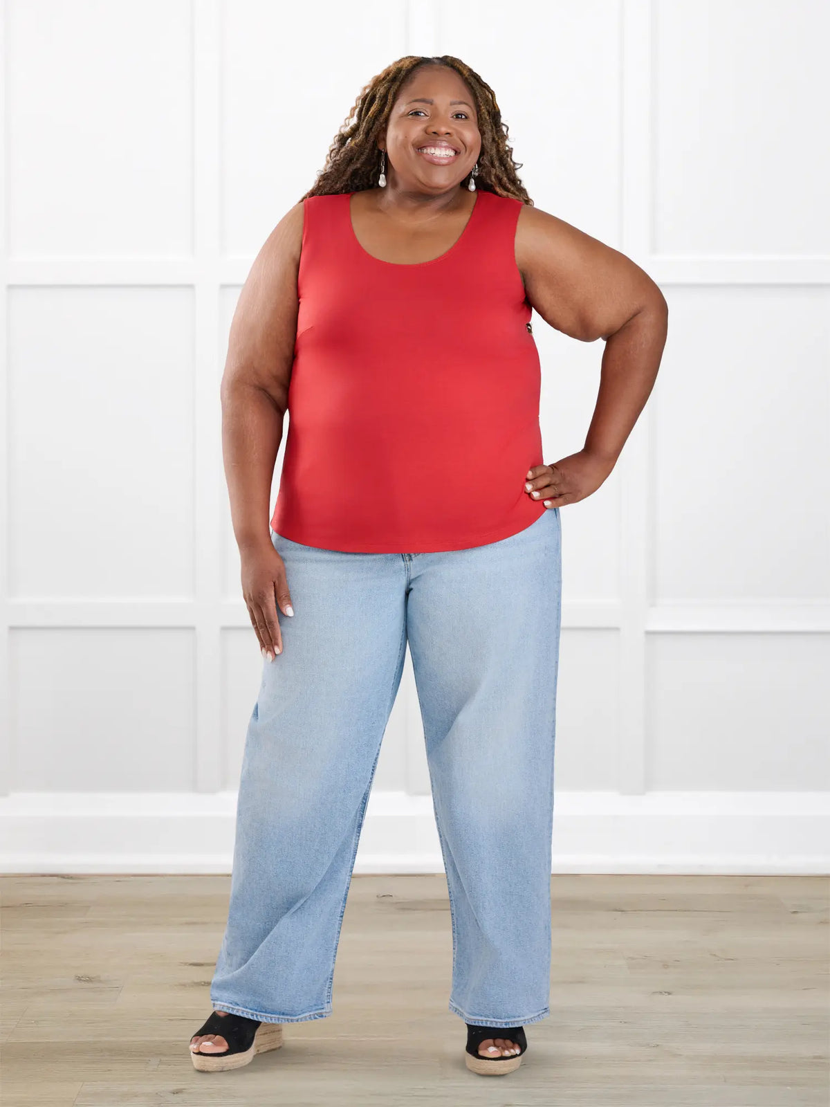 Alanis relaxed tank top for women in Chili on model Kimesha, size 2X @Kimesha-2x 