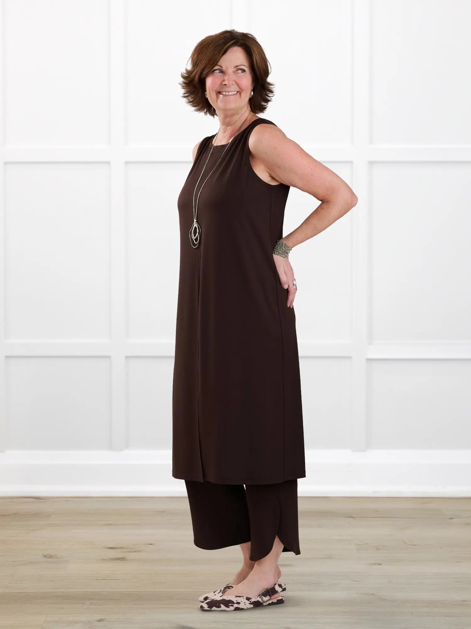 Alaya front slit sleeveless long tunic for women in Dark chocolate on model Donna, size S @Donna-S 