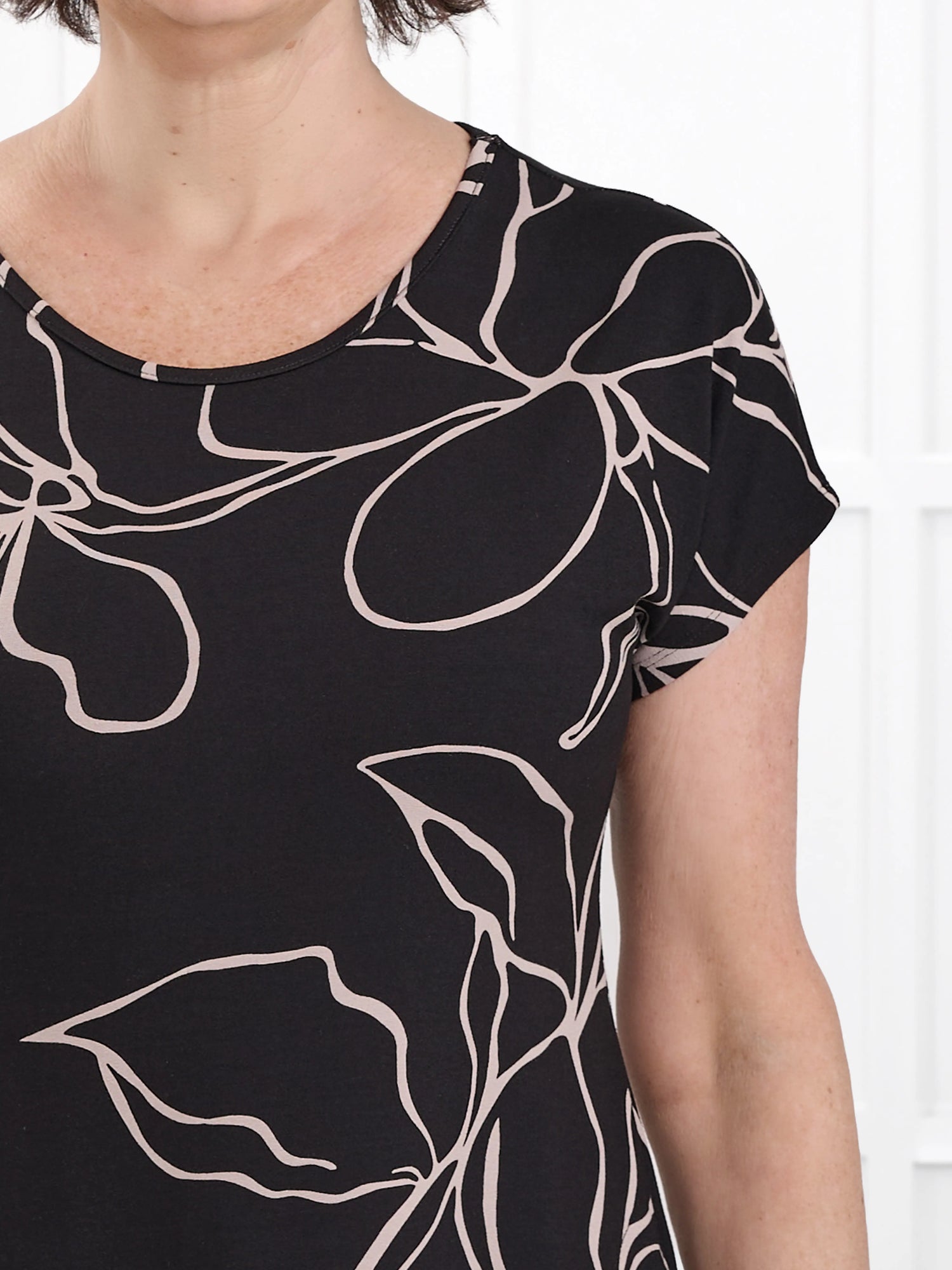 Aleeza t shirt dress with pockets for women in Contour floral 
