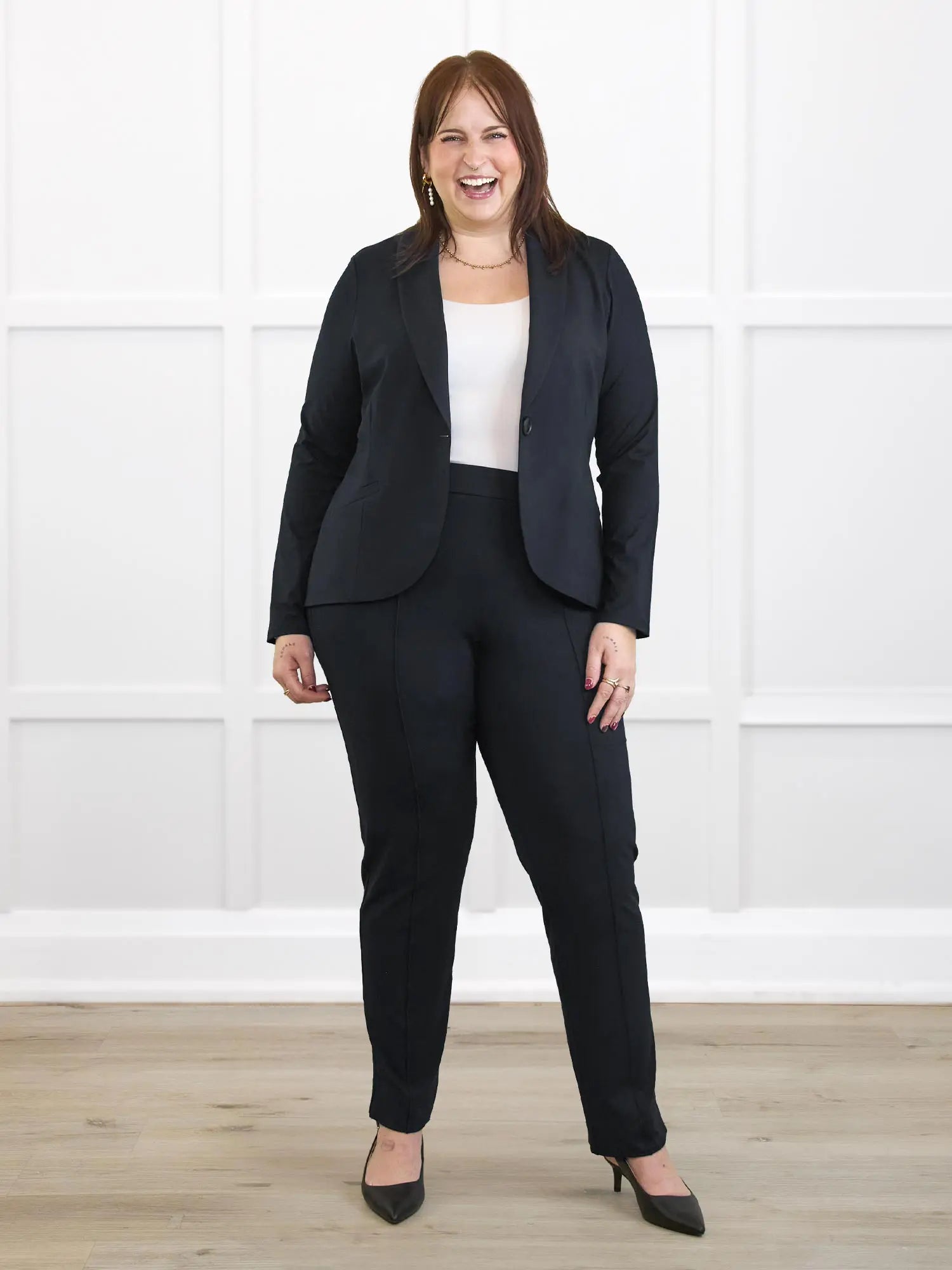 Christal pull on pintuck ankle pant 00 in Black on model Kaitlin, size XL Regular @Kaitlin-XL-regular 