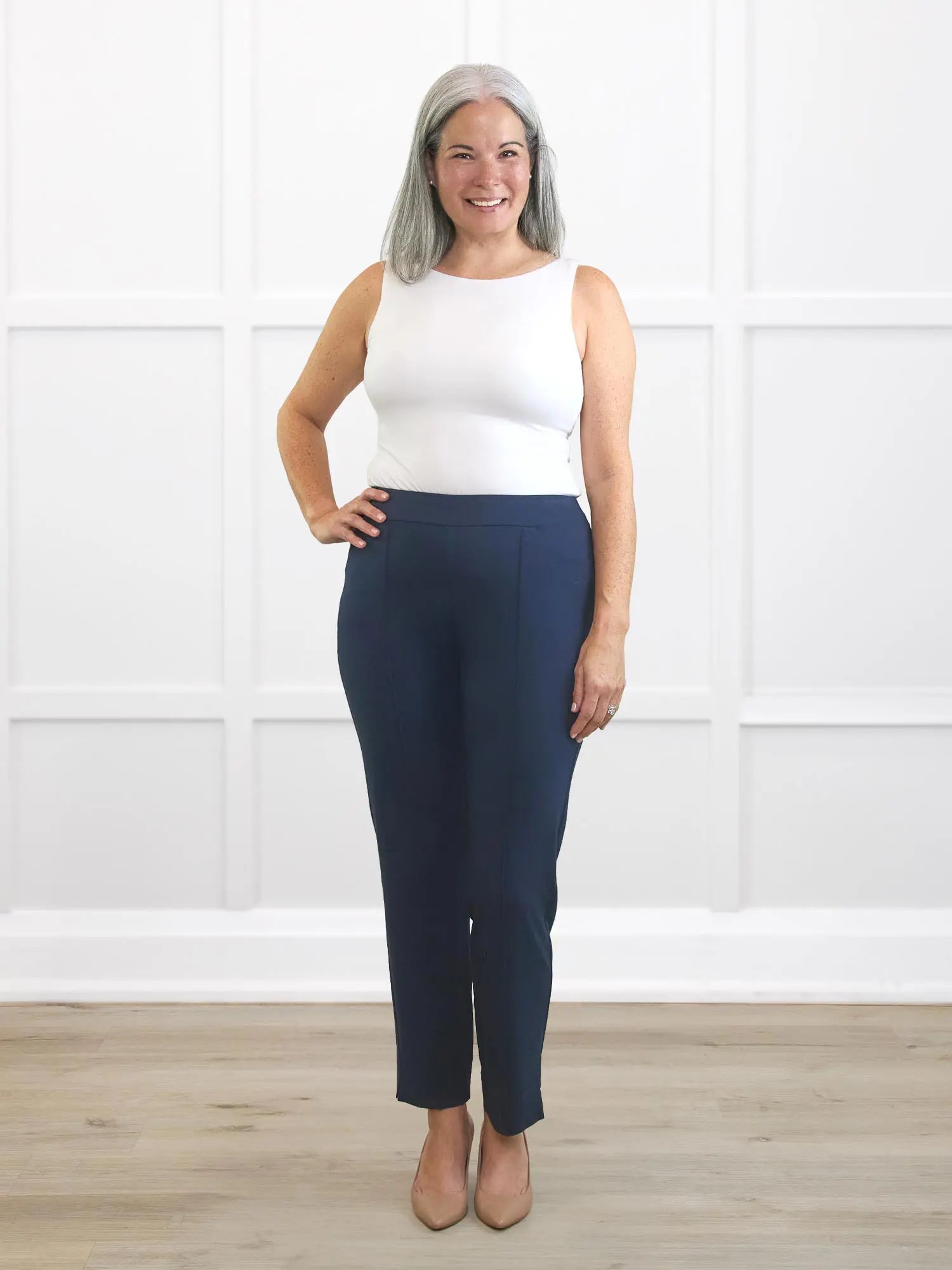 Christal pull on pintuck ankle pant 00 in Navy on model Kerri, size S Regular @Kerri-S-regular 