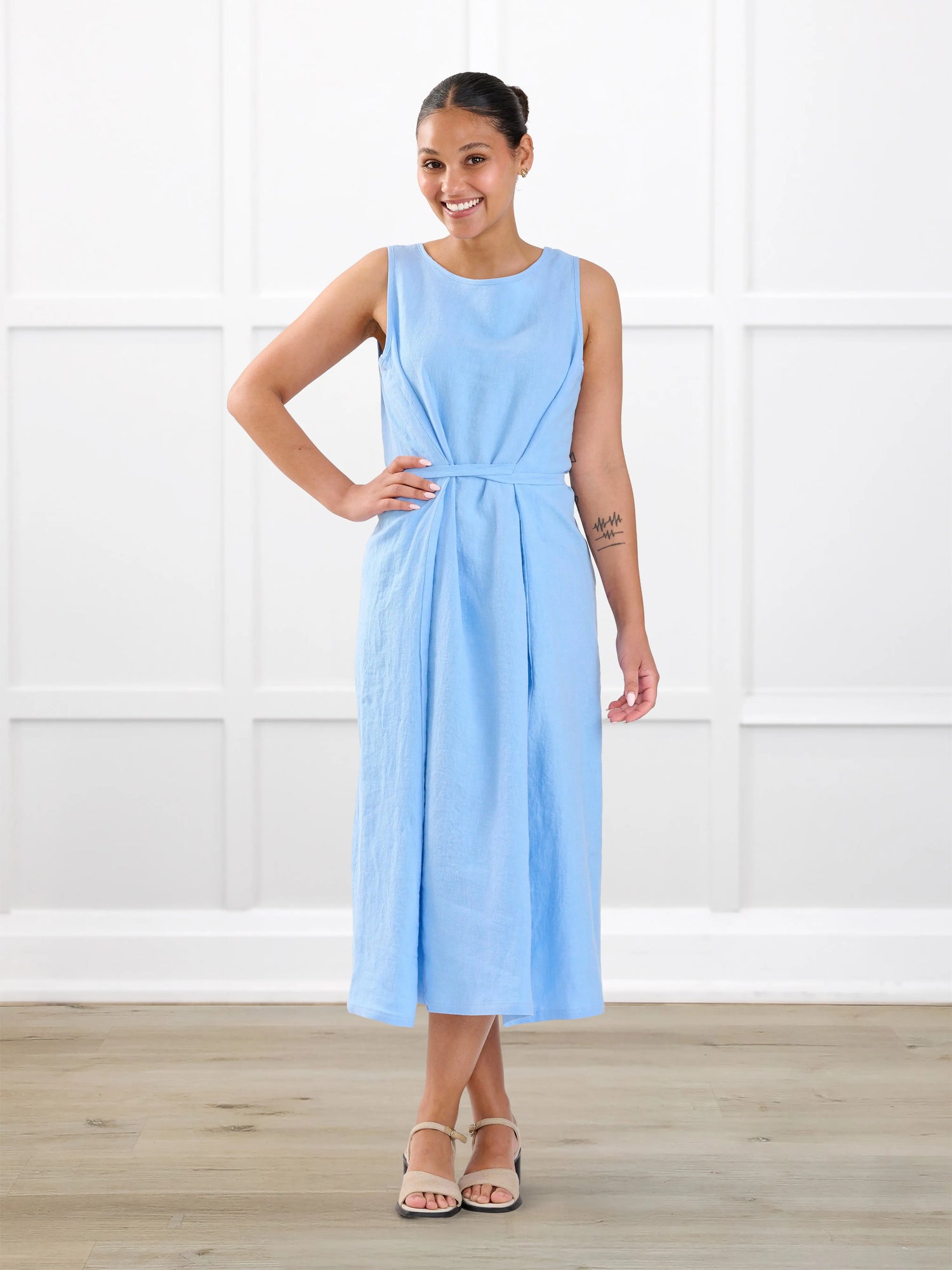 Delfina reversible neckline linen dress for women in Serene blue linen on model Meron, size XS @Meron-XS 