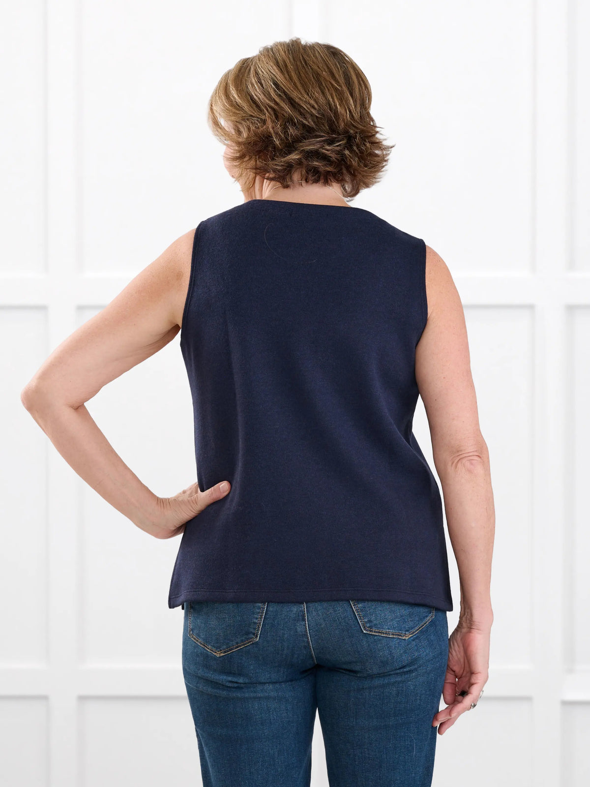 Dory v neck sweater vest for women in Dark navy on model Donna, size S @Donna-S 