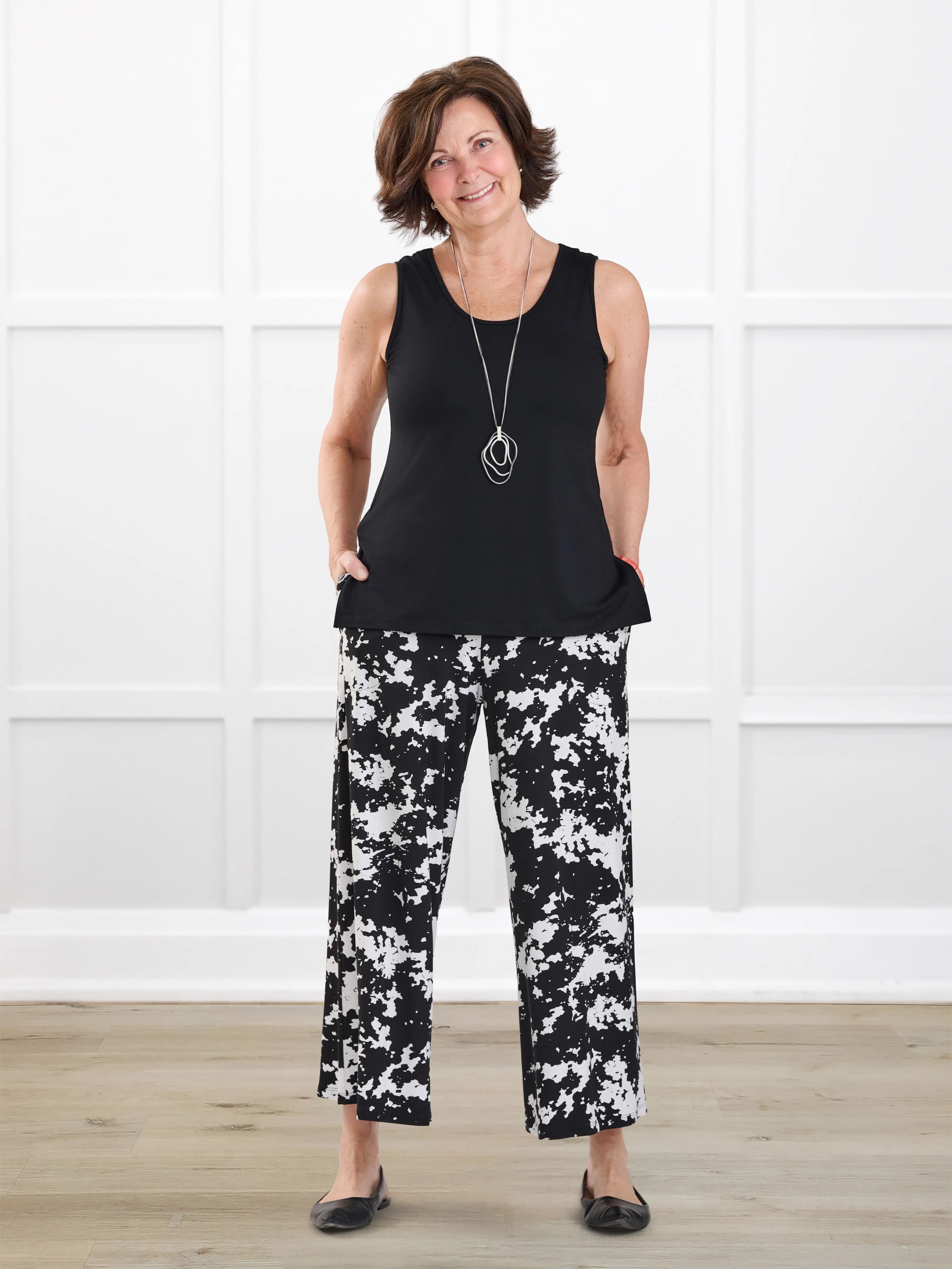 Easton pocket capri for women in Moo’d bloom on model Donna, size S @Donna-S 