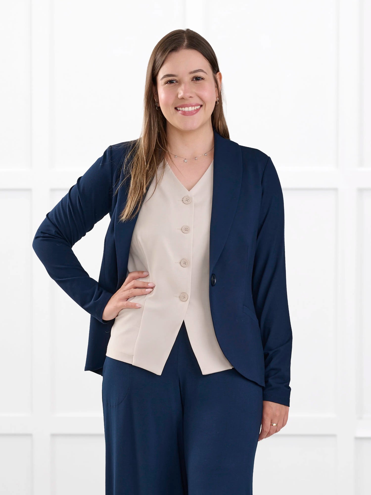 Emily soft blazer blazer for women in navy on model Christal, size S regular @Christal-S-regular 